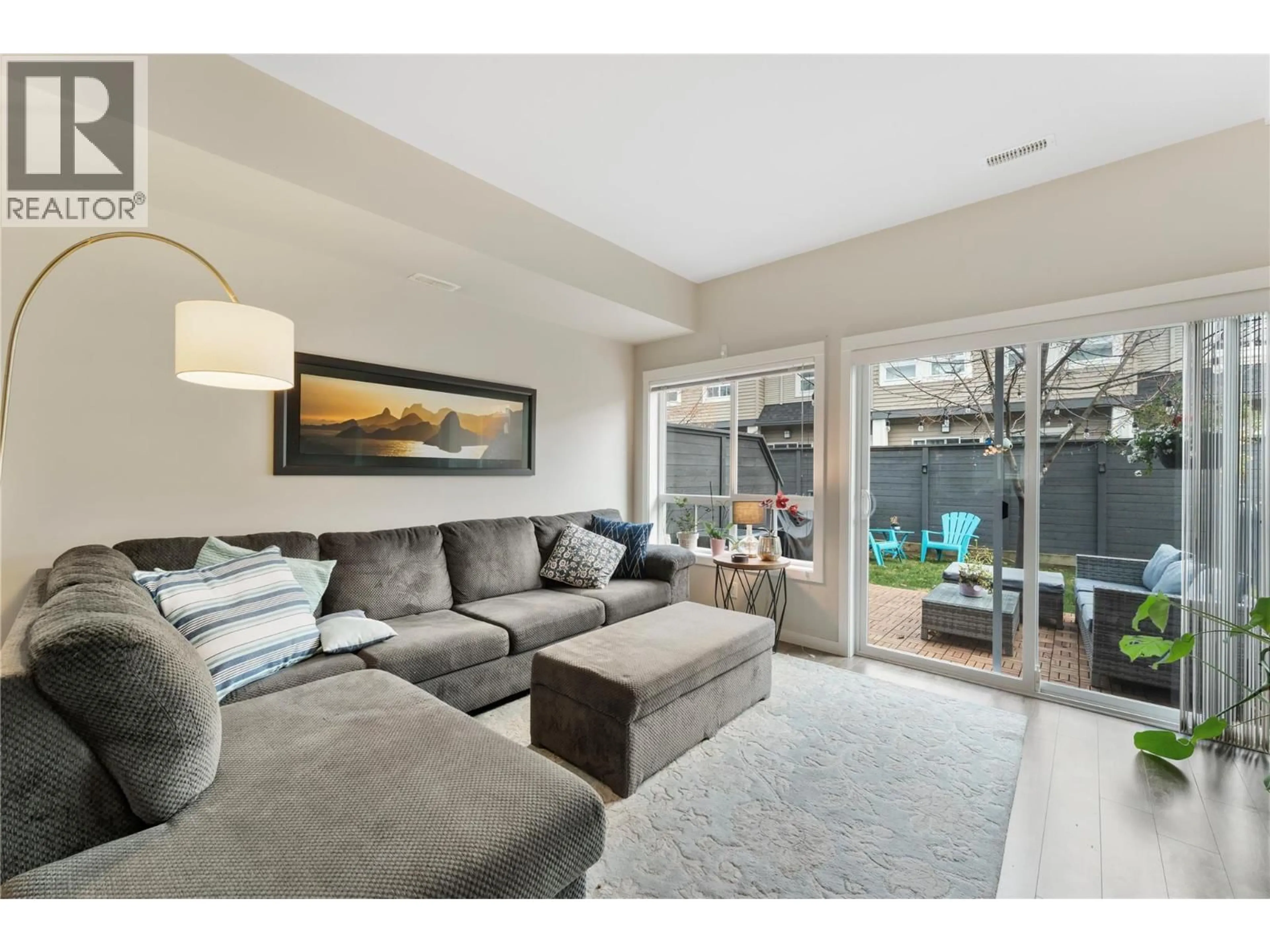 Living room with furniture, unknown for 69 - 680 OLD MEADOWS ROAD, Kelowna British Columbia V1W5L4