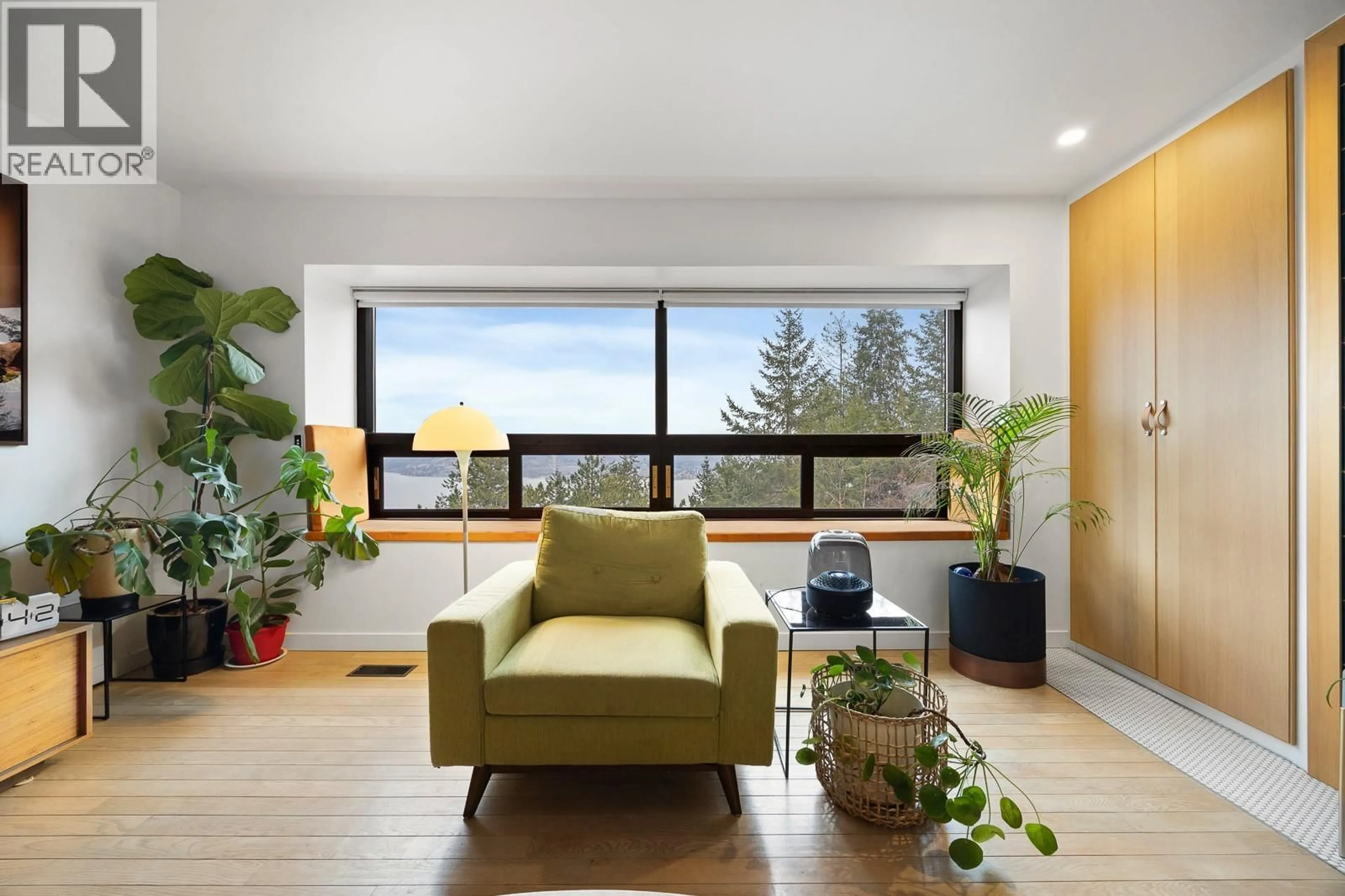 Living room with furniture, unknown for 1632 GRIFFITHS PLACE, West Kelowna British Columbia V1Z2T7