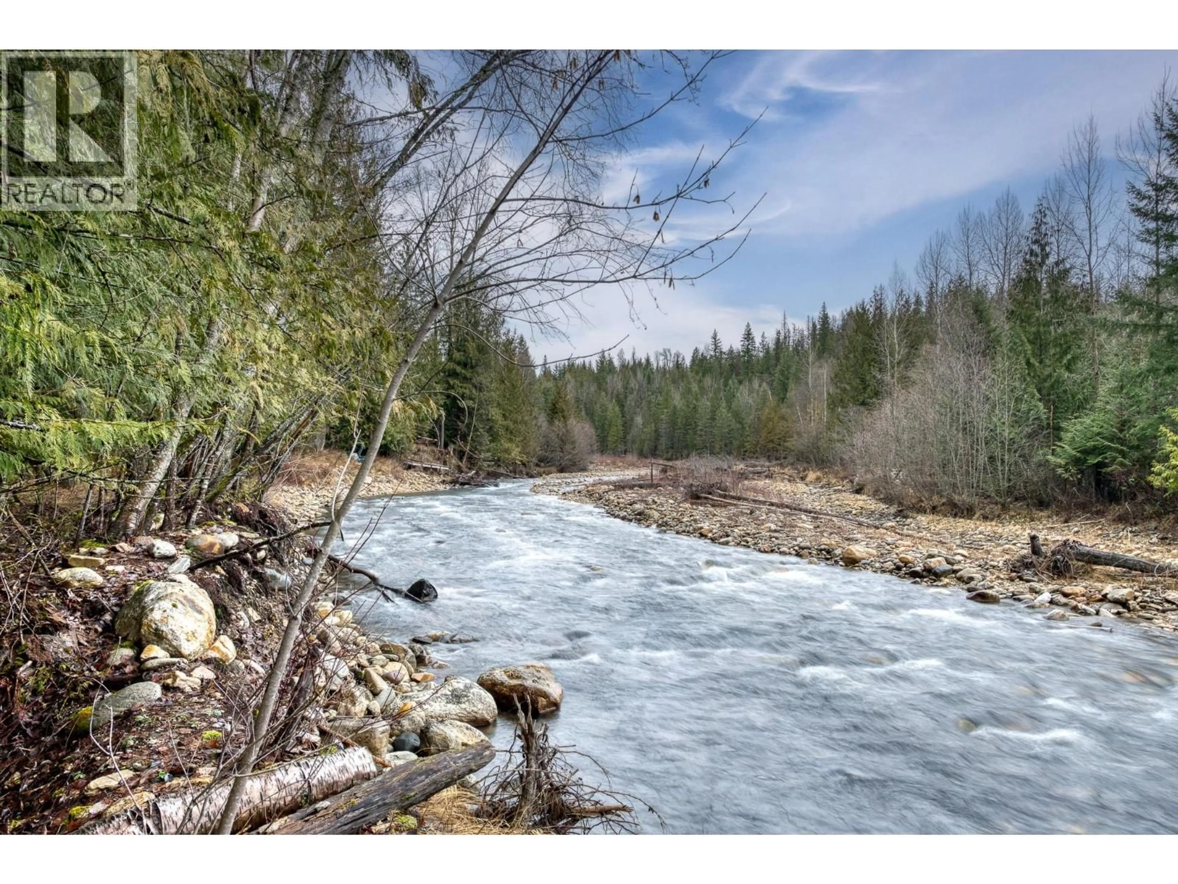 Blurry image for 16102 3A HIGHWAY, Crawford Bay British Columbia V0B1E0