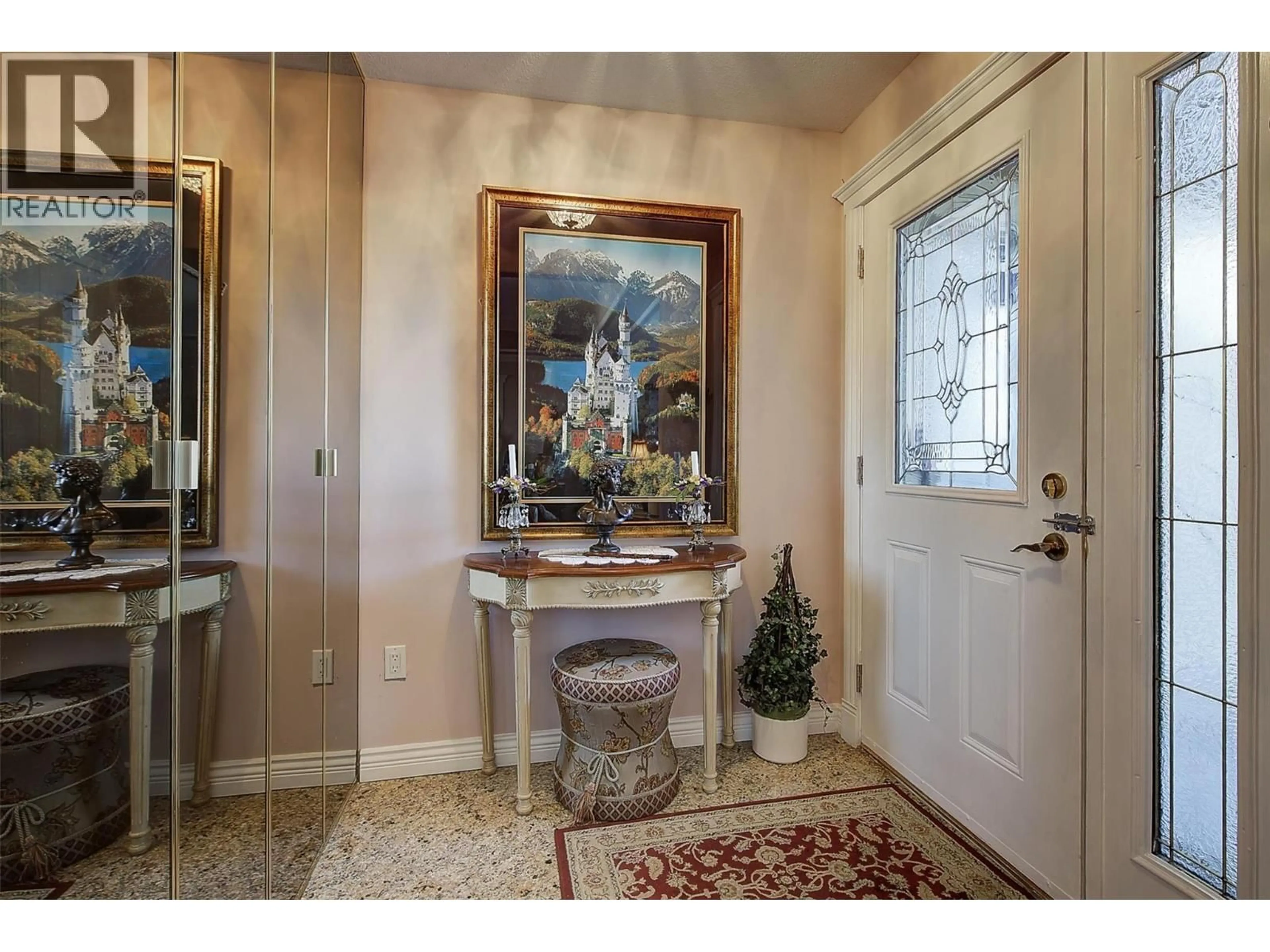 Indoor entryway for 178 - 1201 CAMERON AVENUE, Kelowna British Columbia V1W3S2