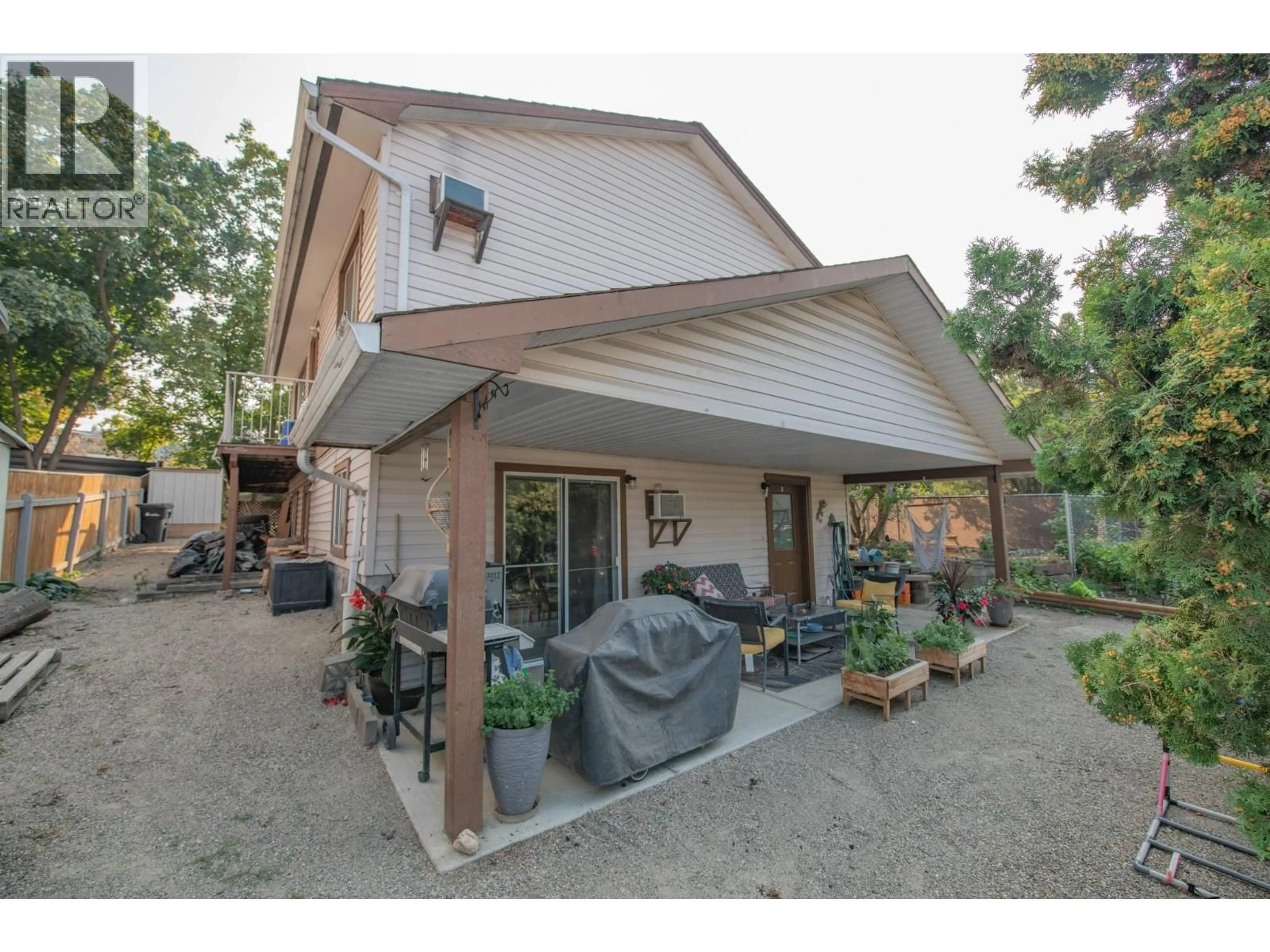 Patio, street for 3908 PLEASANT VALLEY ROAD, Vernon British Columbia V1T4M2