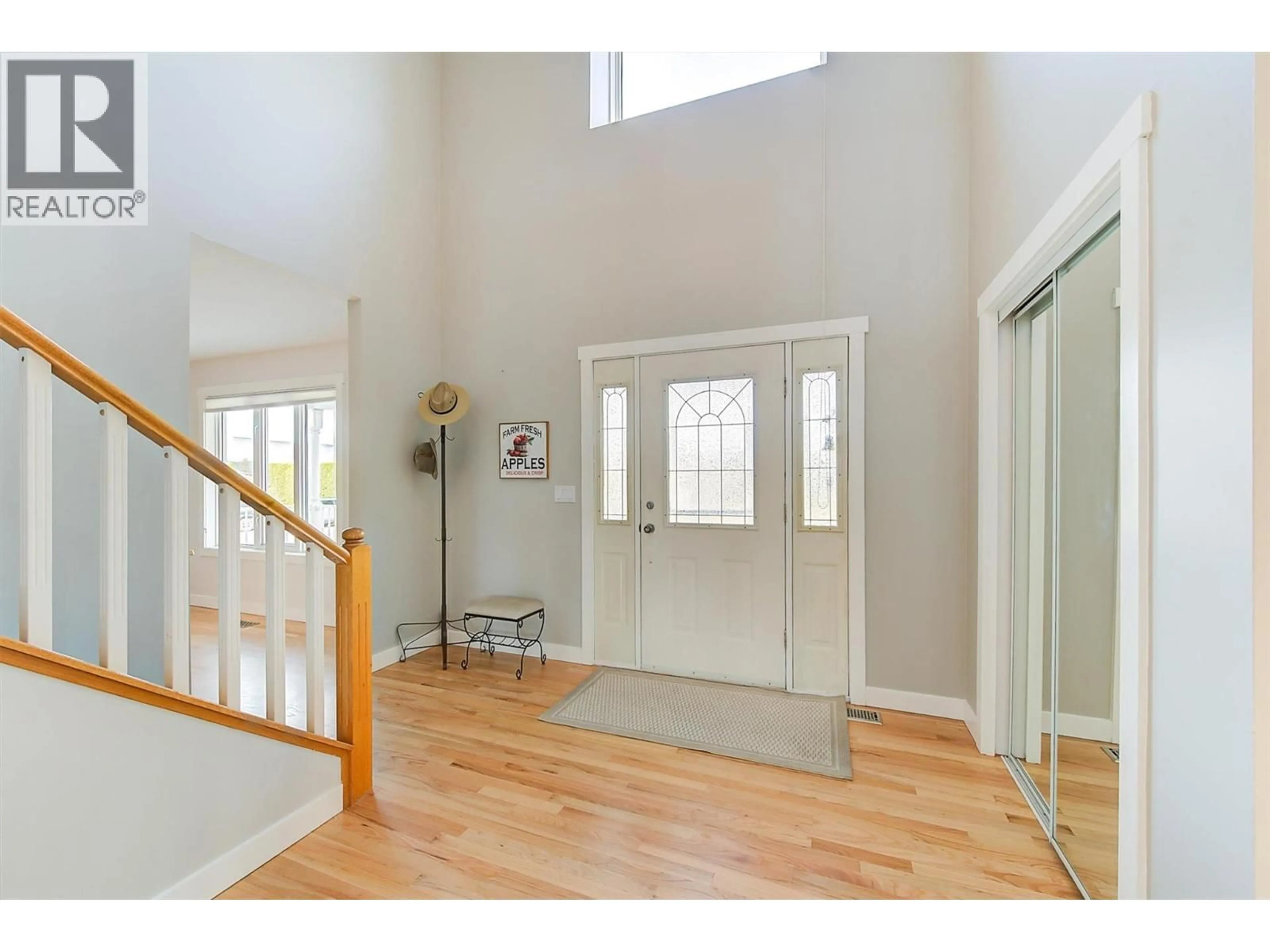 Indoor entryway for 2547 SEXSMITH ROAD, Kelowna British Columbia V1V2G6