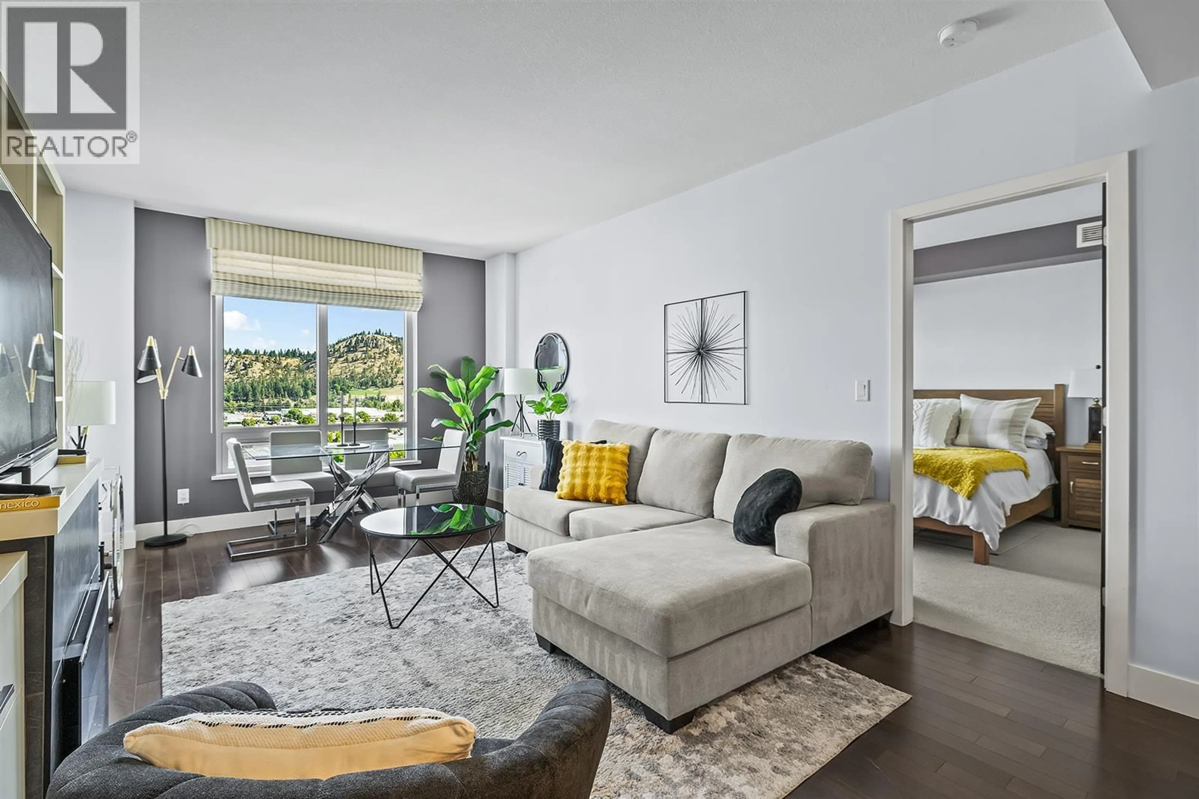 Living room with furniture, unknown for 1208 - 2040 SPRINGFIELD ROAD, Kelowna British Columbia V1Y9N7