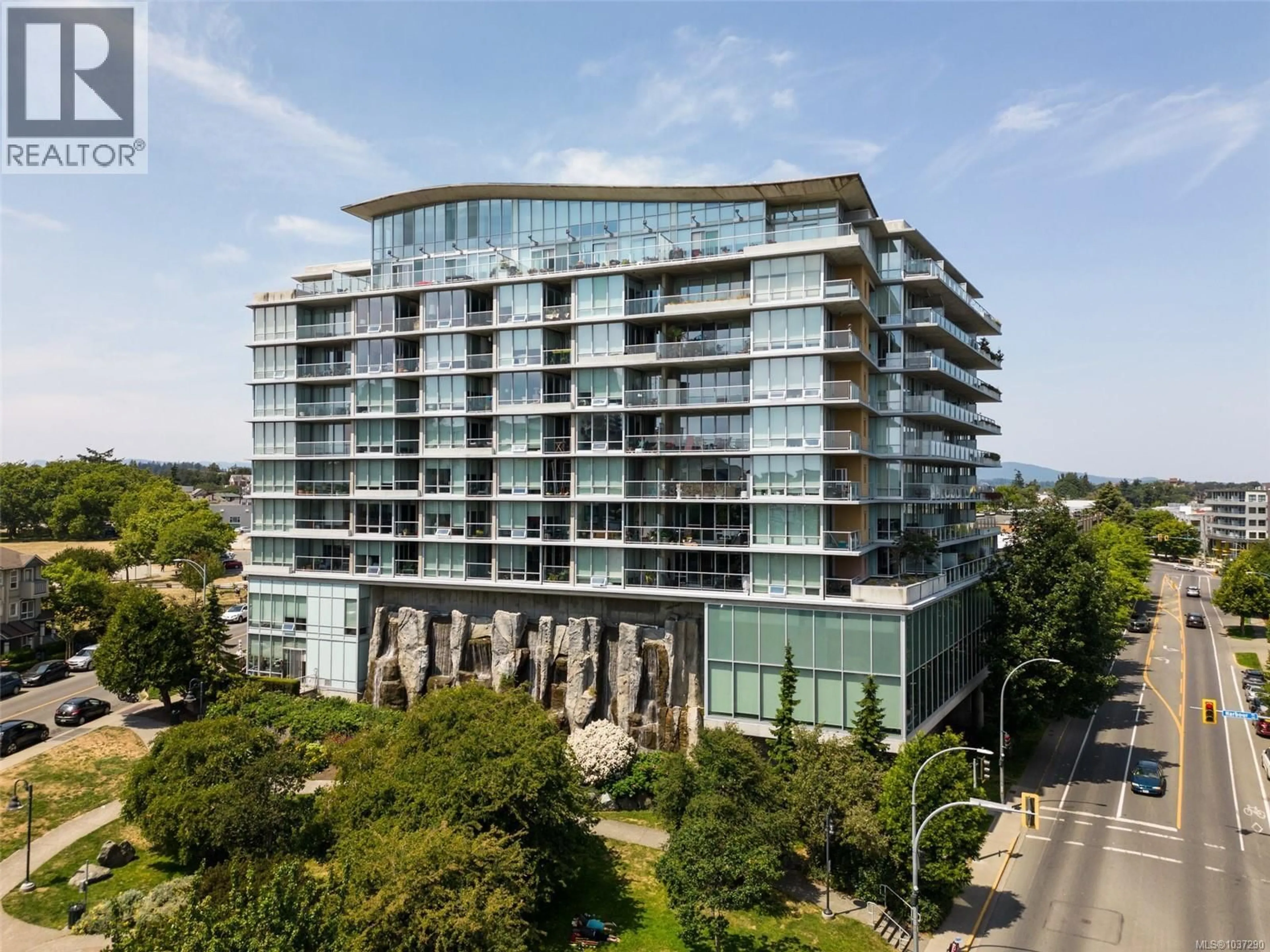 A pic from outside/outdoor area/front of a property/back of a property/a pic from drone, building for 1014 - 160 WILSON STREET, Victoria British Columbia V9A7P9