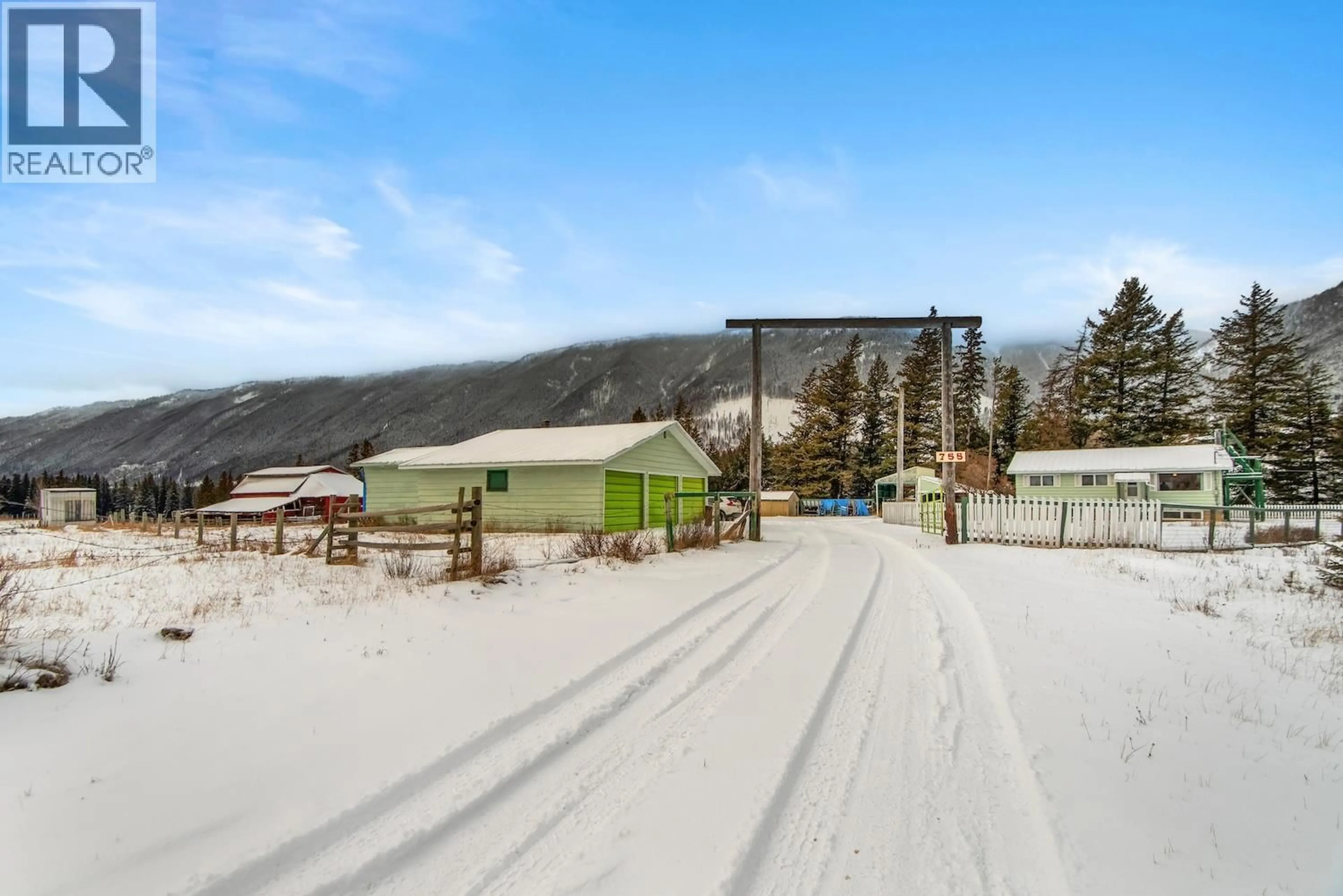 Patio, mountain view for 755 MICHEL CREEK ROAD, Sparwood British Columbia V0B2G1