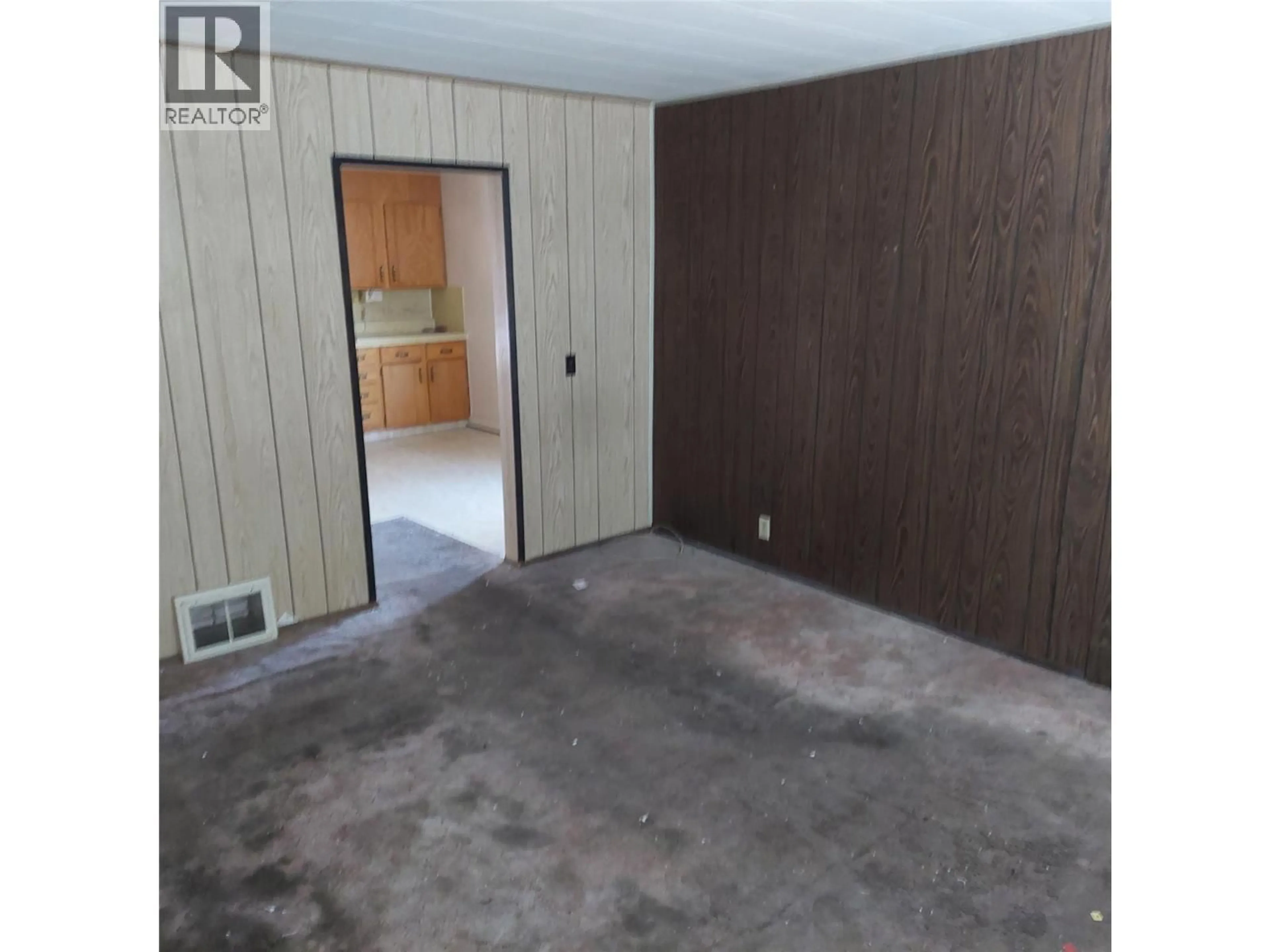 A pic of a room for 3220 35 STREET, Vernon British Columbia V1T6B7