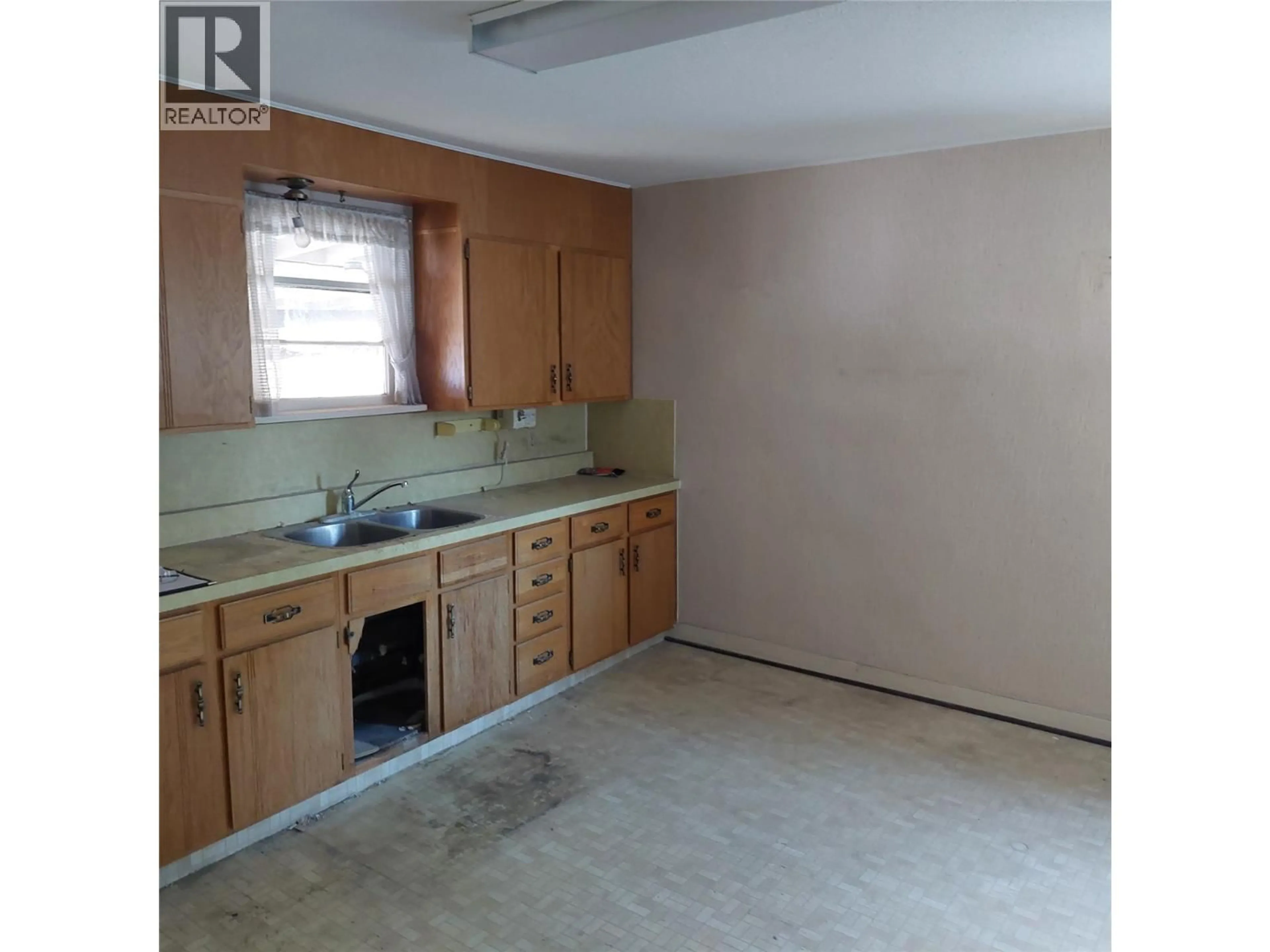 Unknown for 3220 35 STREET, Vernon British Columbia V1T6B7