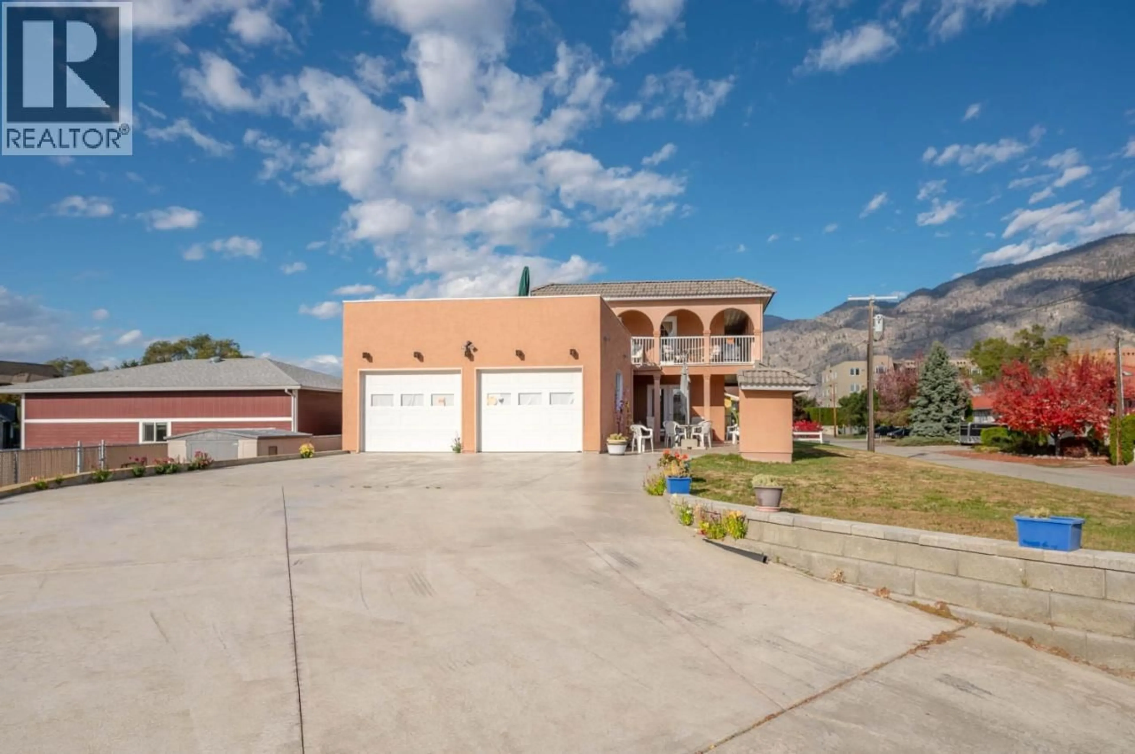 A pic from outside/outdoor area/front of a property/back of a property/a pic from drone, mountain view for 43 HARBOUR KEY DRIVE, Osoyoos British Columbia V0H1V3