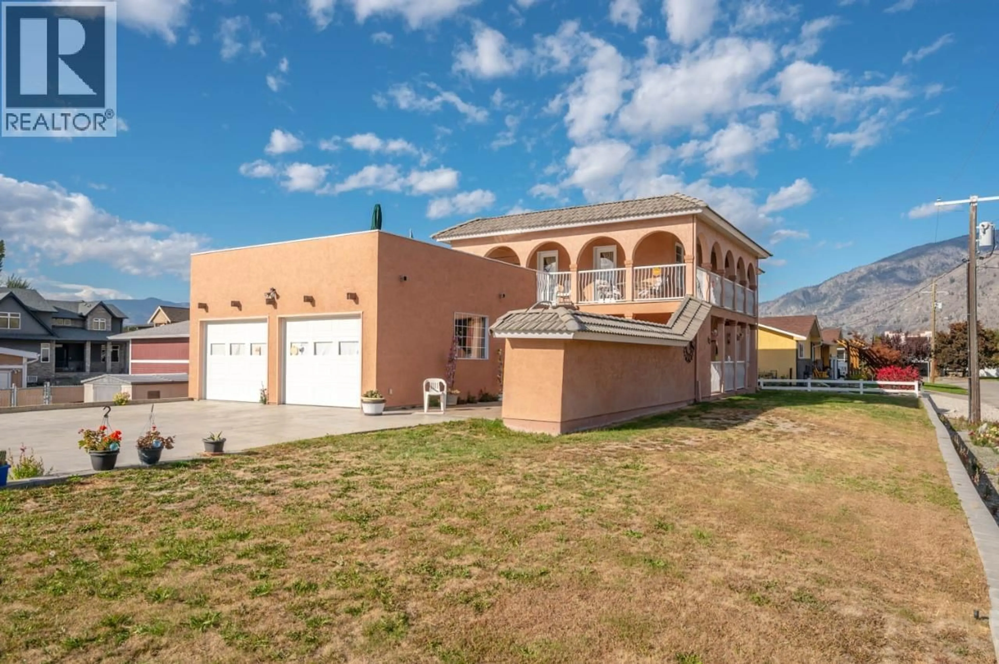 A pic from outside/outdoor area/front of a property/back of a property/a pic from drone, building for 43 HARBOUR KEY DRIVE, Osoyoos British Columbia V0H1V3