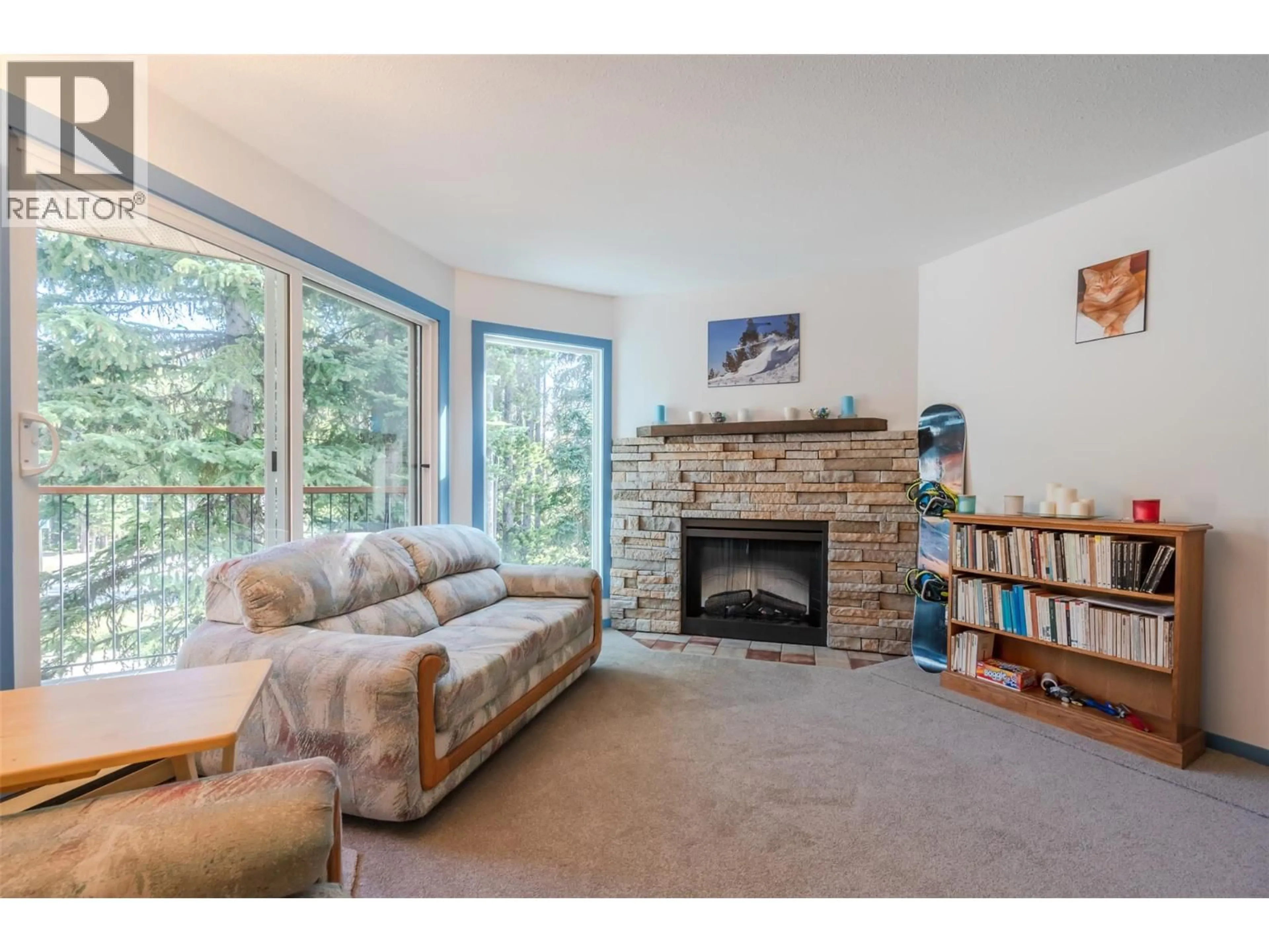 Living room with furniture, unknown for 202 - 1191 APEX MOUNTAIN ROAD, Apex Mountain British Columbia V0X1K0