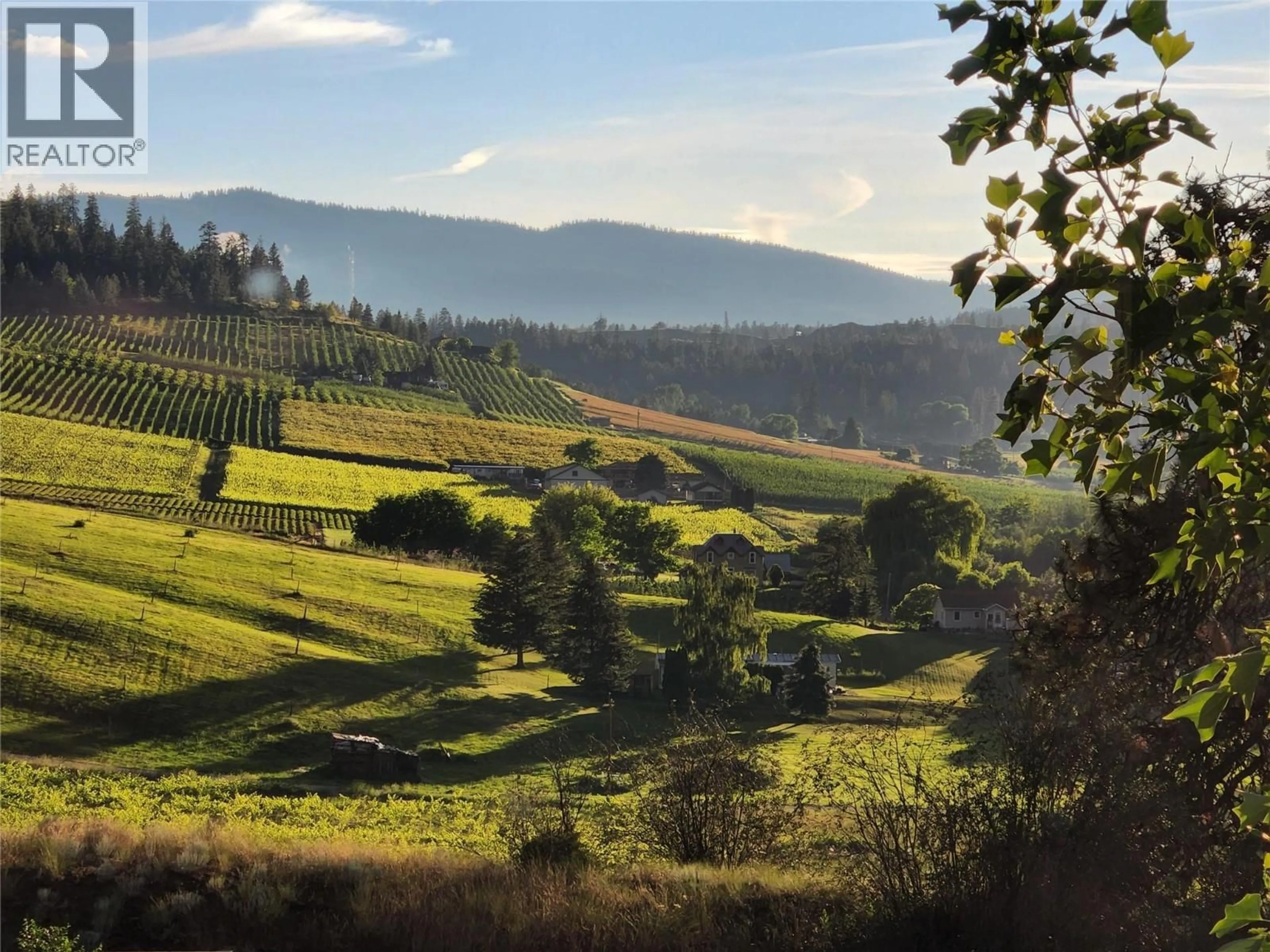 Blurry image for 9801/9809 GOULD AVENUE, Summerland British Columbia V0H1Z8