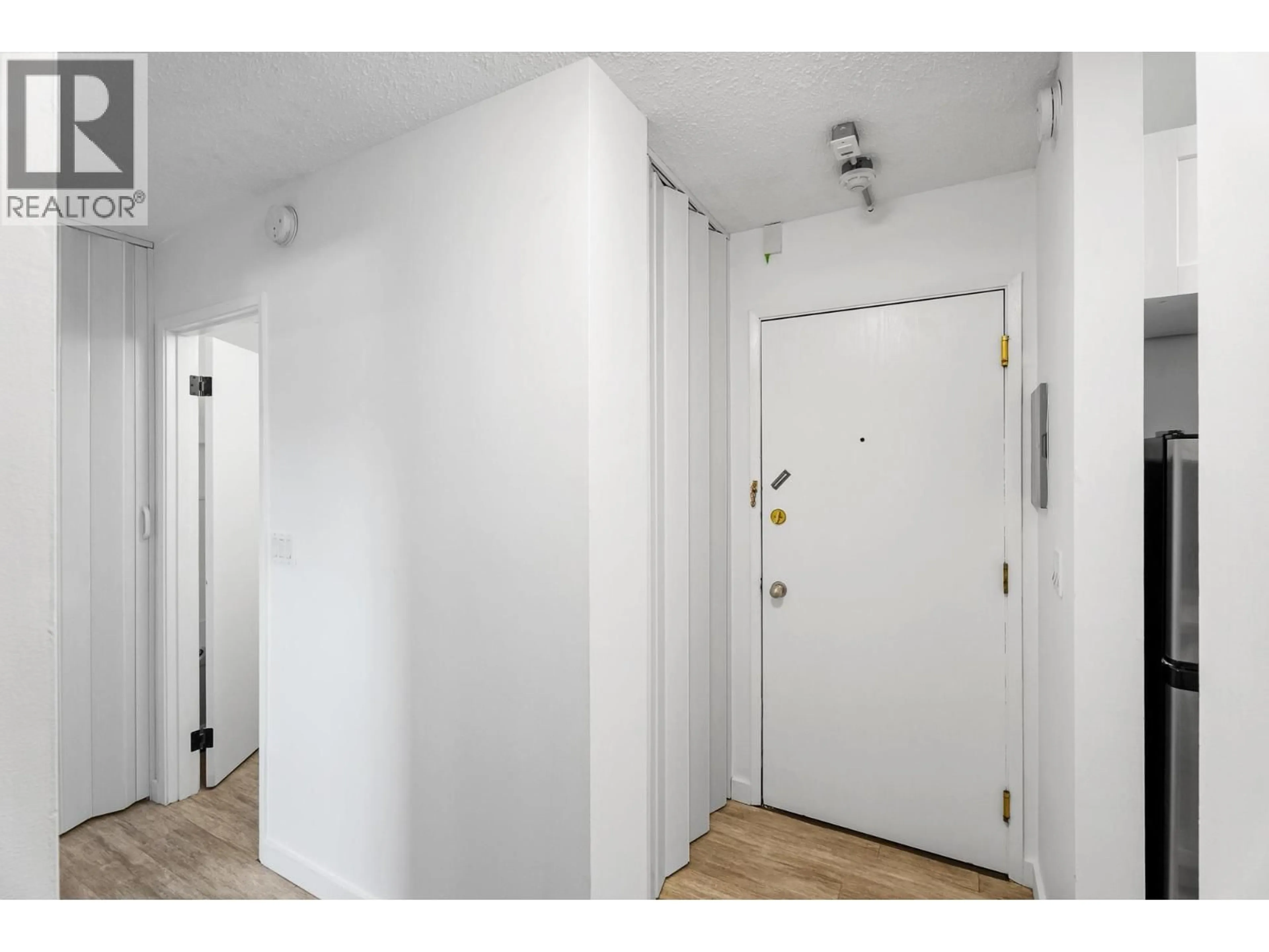 Indoor entryway for 314 - 1703 MENZIES STREET, Merritt British Columbia V1K1A6