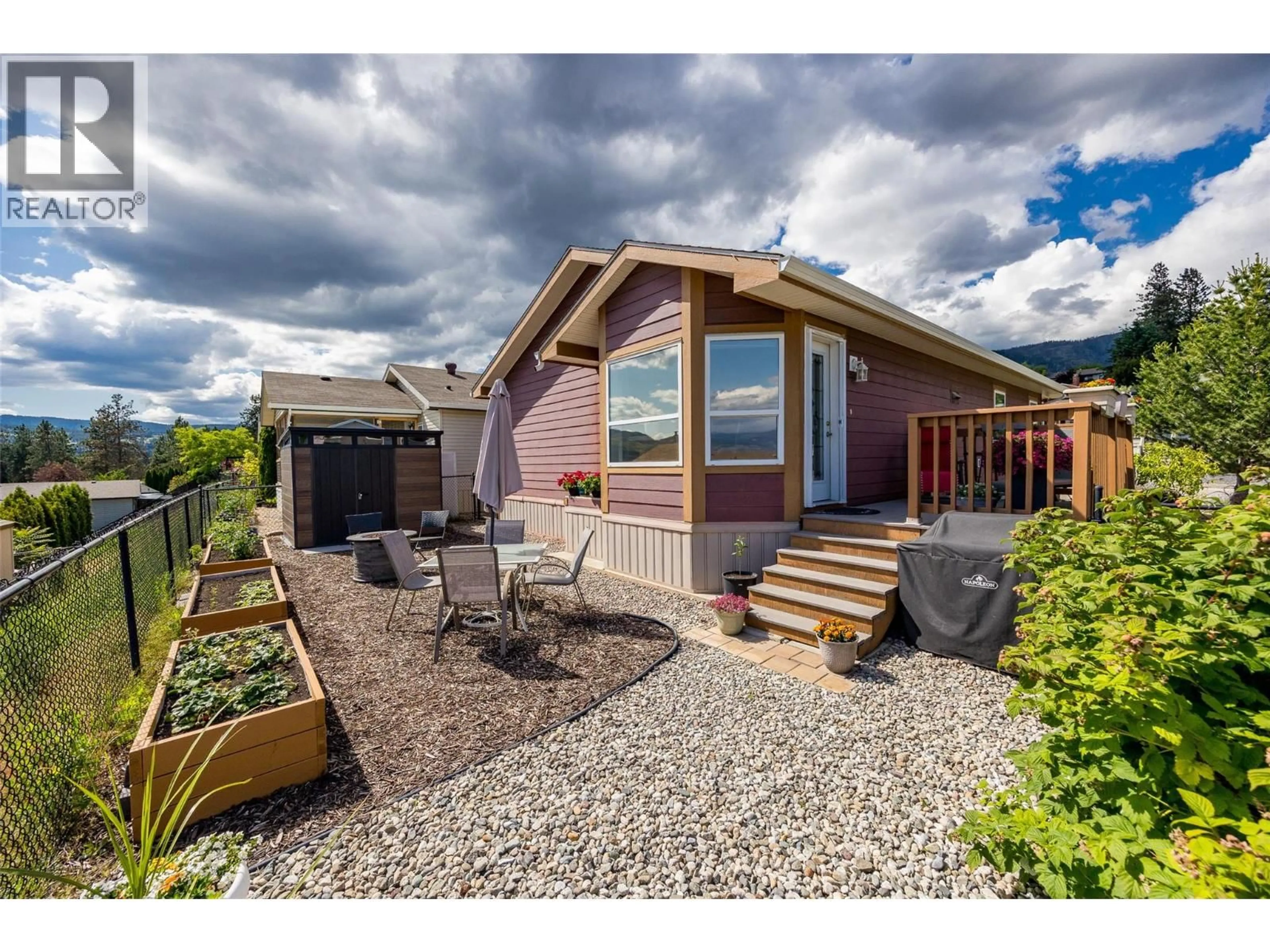 Home with vinyl exterior material, mountain view for 1306 - 2440 OLD OKANAGAN HIGHWAY, West Kelowna British Columbia V4T3A2