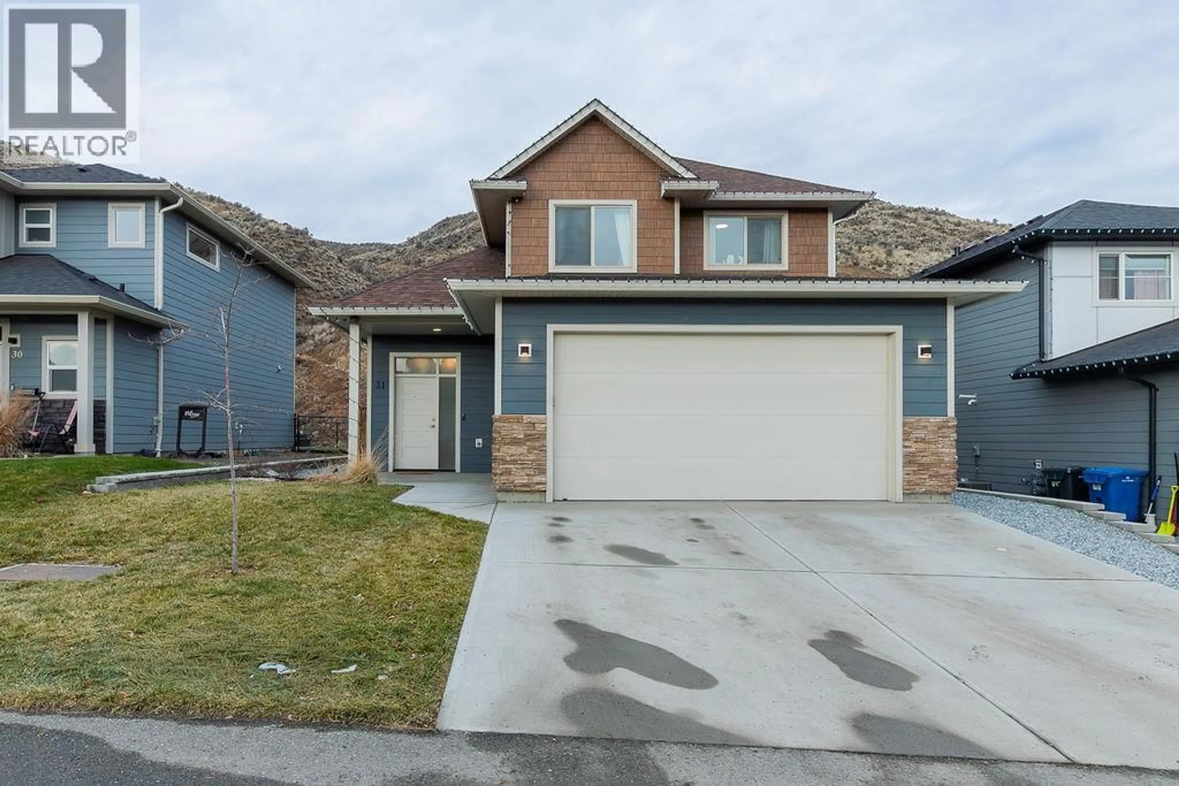 Home with vinyl exterior material, street for 31 - 1900 ORD ROAD, Kamloops British Columbia V2B0B6