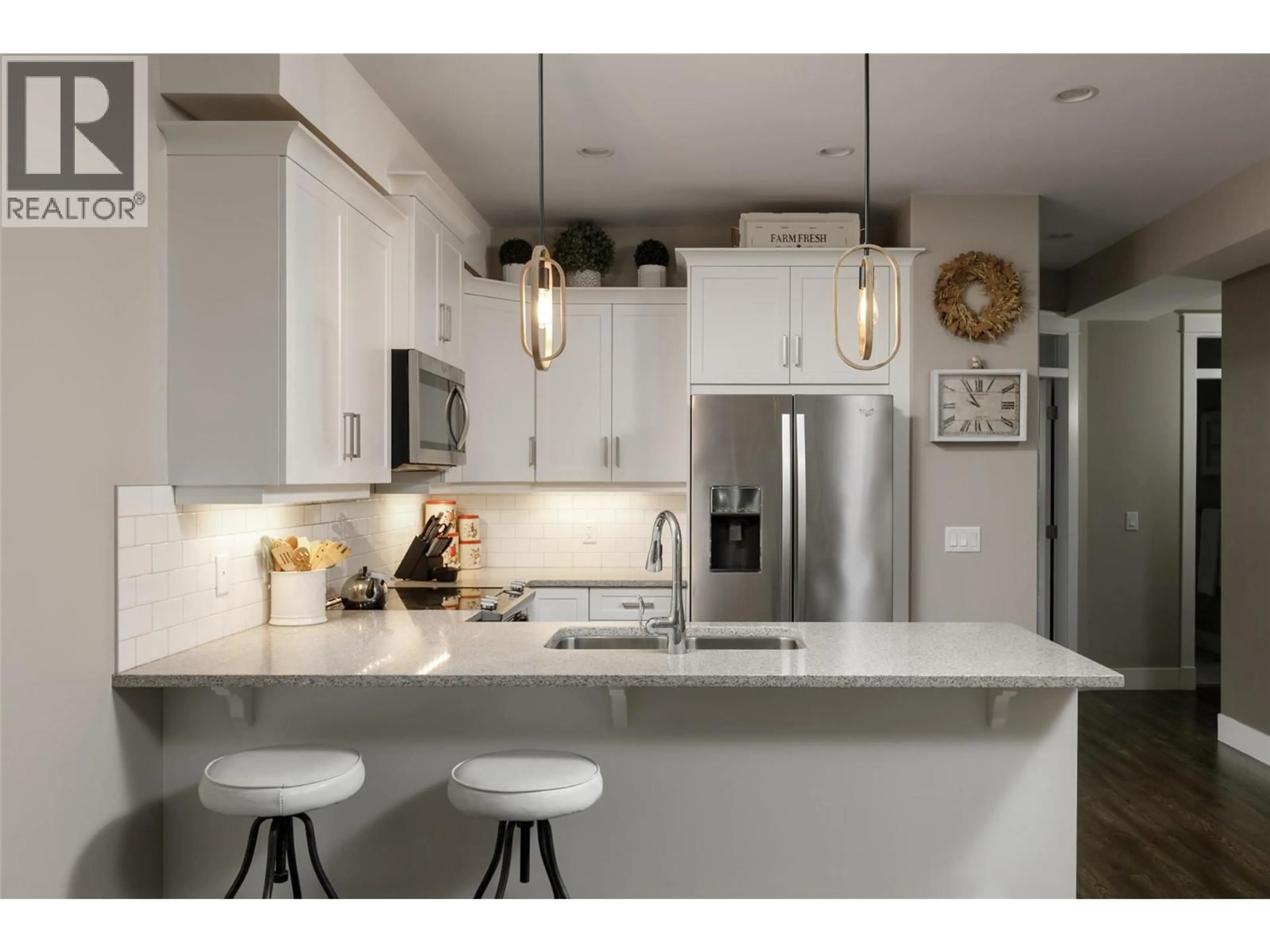 Contemporary kitchen, unknown for 49 - 3359 COUGAR ROAD, Westbank British Columbia V4T3G1