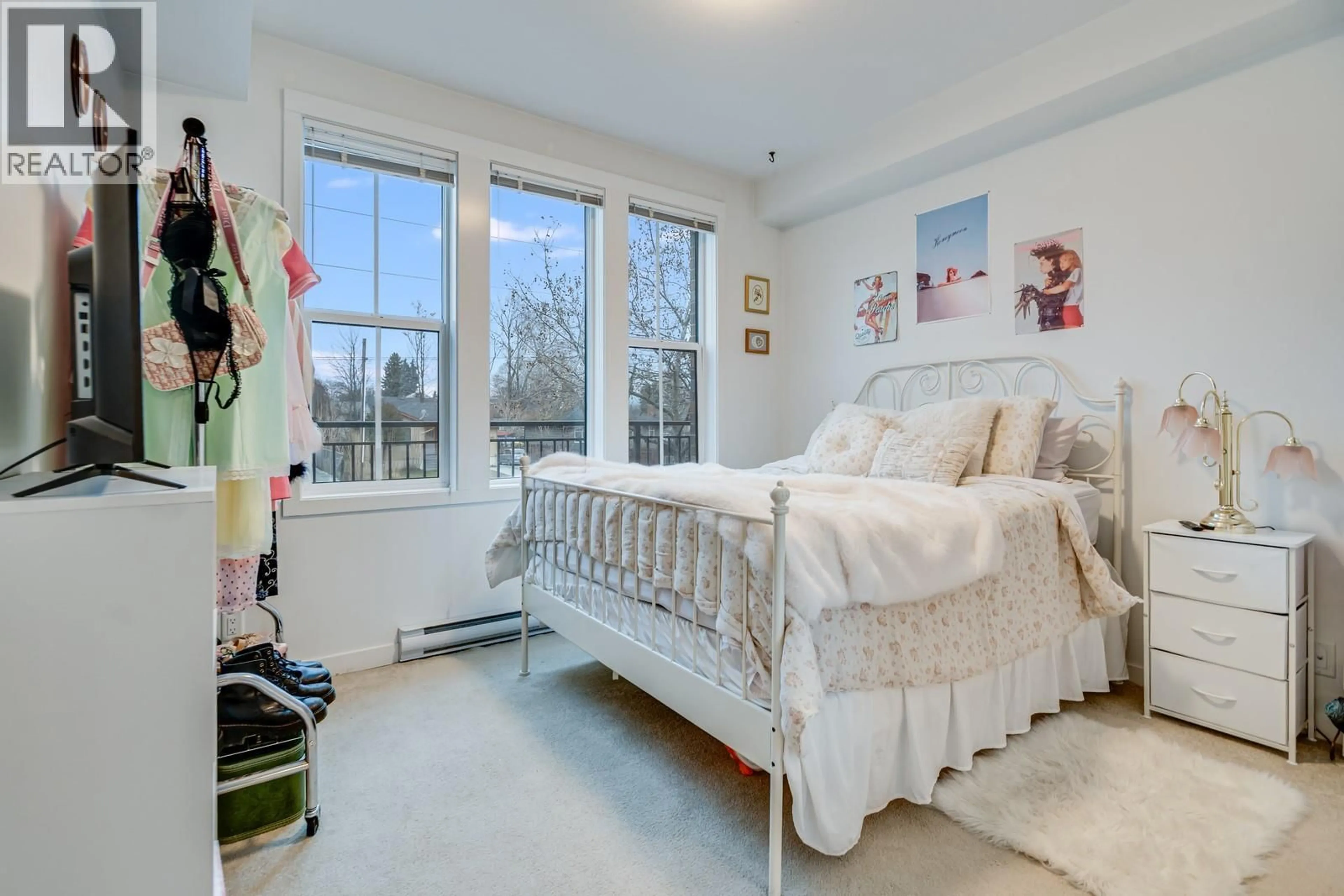 Bedroom with bed, unknown for 115 - 1800 RICHTER STREET, Kelowna British Columbia V1Y6C7