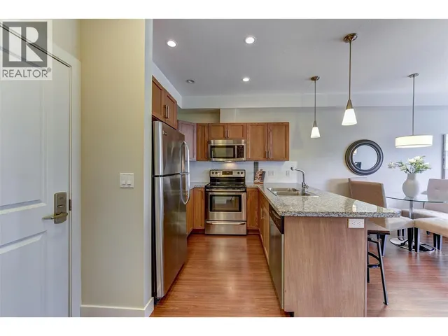 202 - 3220 SKYVIEW LANE, West Kelowna 3