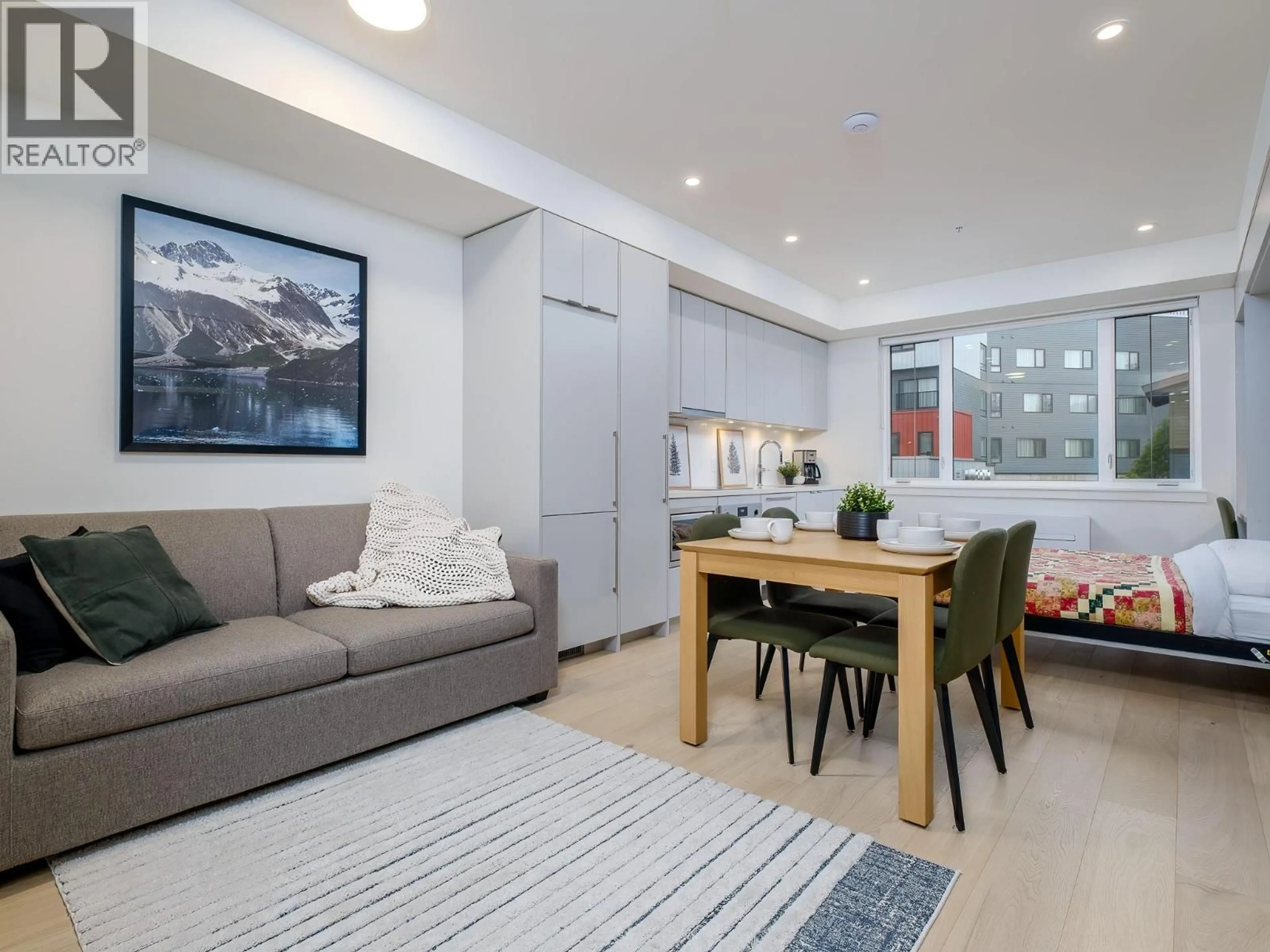 Living room with furniture, unknown for 303 - 4280 RED MOUNTAIN ROAD, Rossland British Columbia V0G1Y0