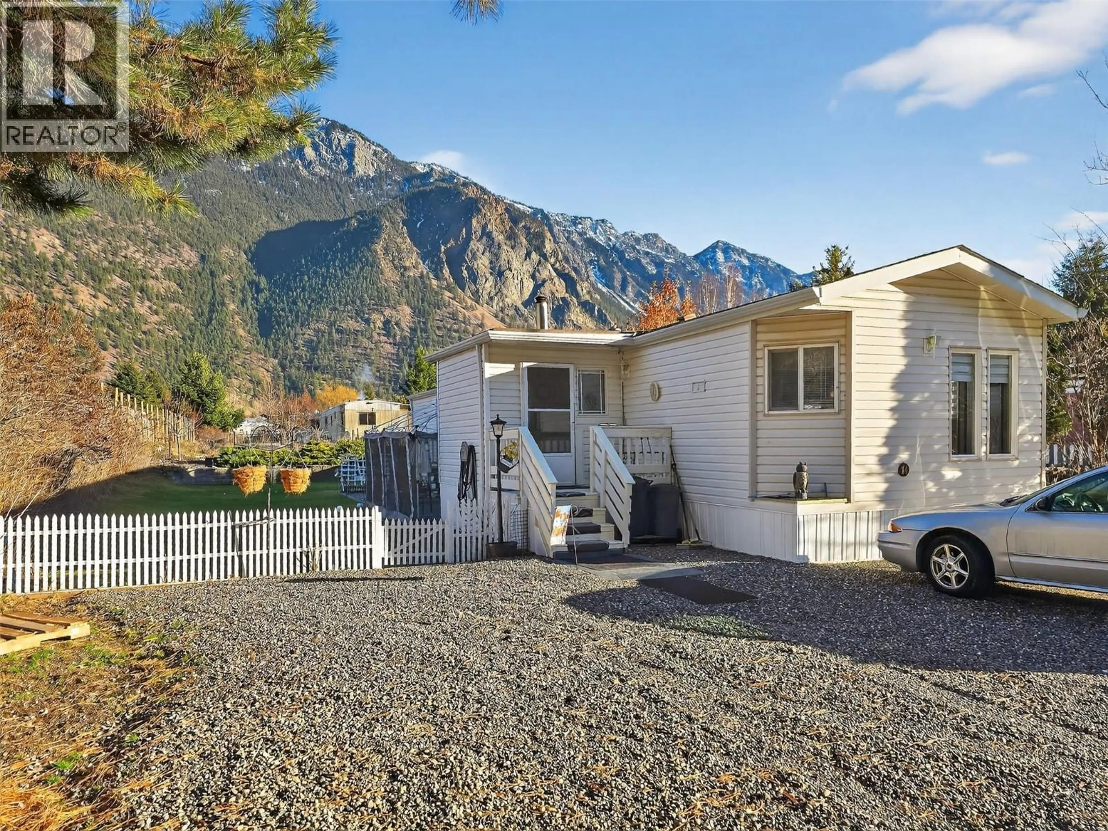 Home with vinyl exterior material, mountain view for 14 - 1230 MOHA ROAD, Lillooet British Columbia V0K1V0