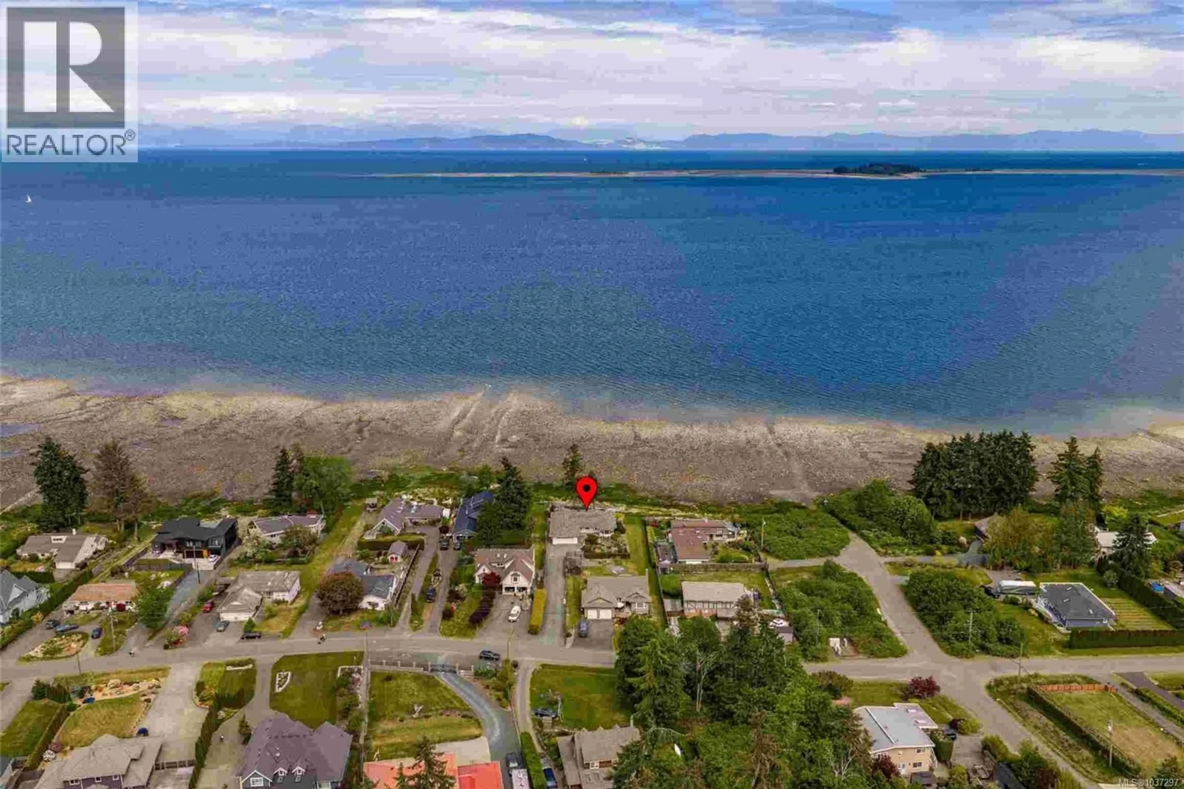 A pic from outside/outdoor area/front of a property/back of a property/a pic from drone, water/lake/river/ocean view for 4778 KILMARNOCK DRIVE, Courtenay British Columbia V9N9S5