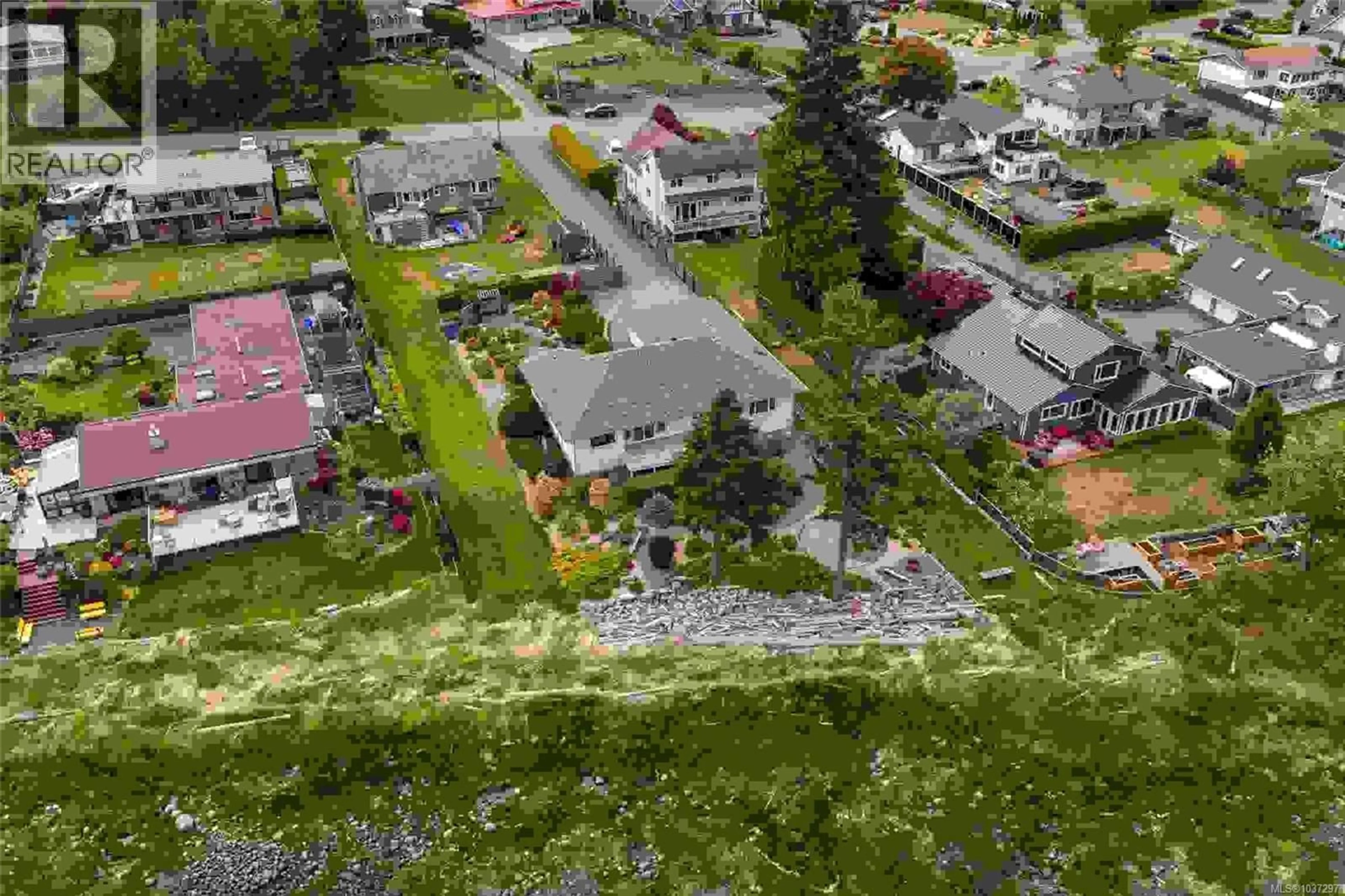 A pic from outside/outdoor area/front of a property/back of a property/a pic from drone, street for 4778 KILMARNOCK DRIVE, Courtenay British Columbia V9N9S5