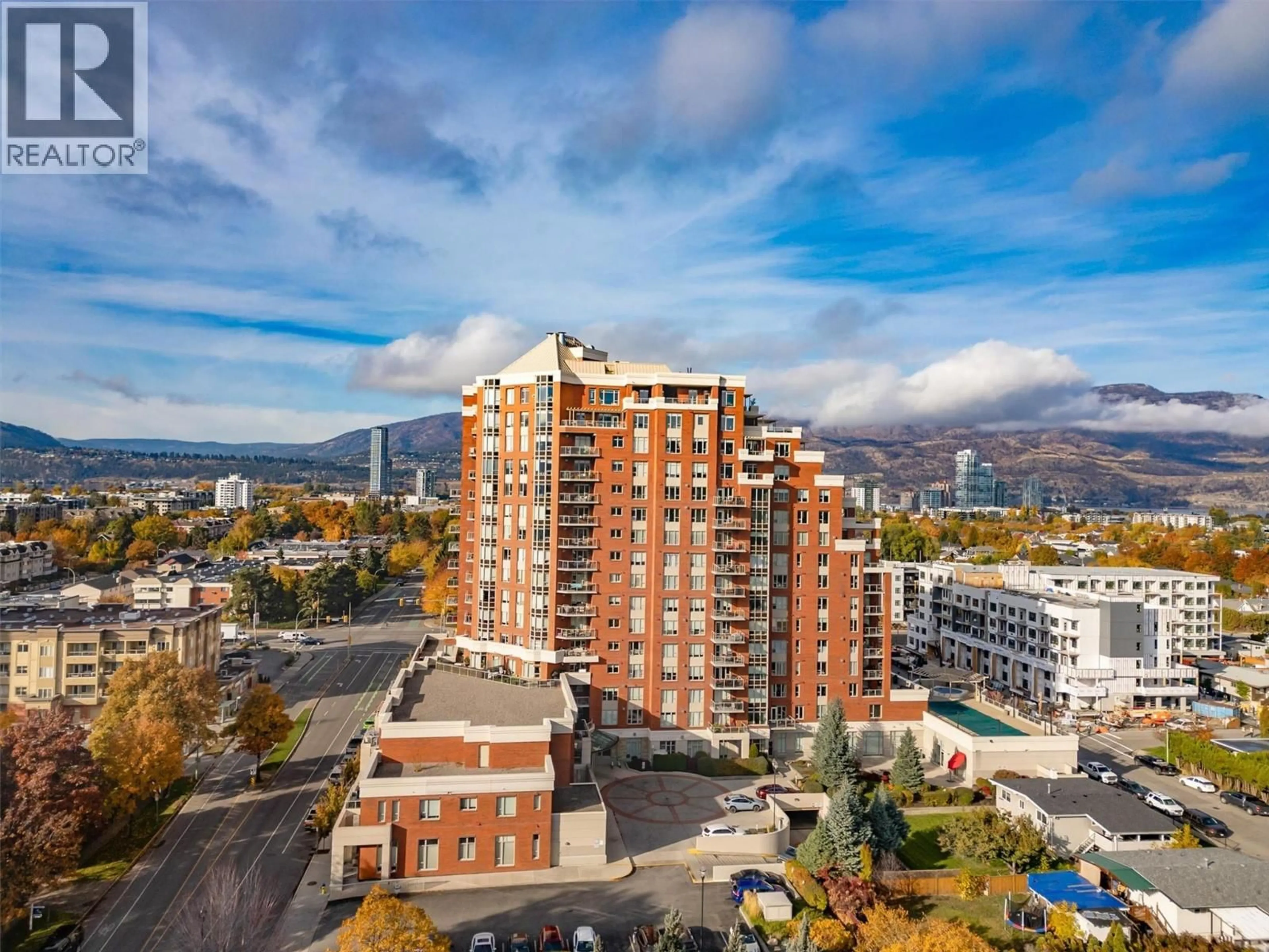 A pic from outside/outdoor area/front of a property/back of a property/a pic from drone, unknown for 1209 - 1160 BERNARD AVENUE, Kelowna British Columbia V1Y6R2