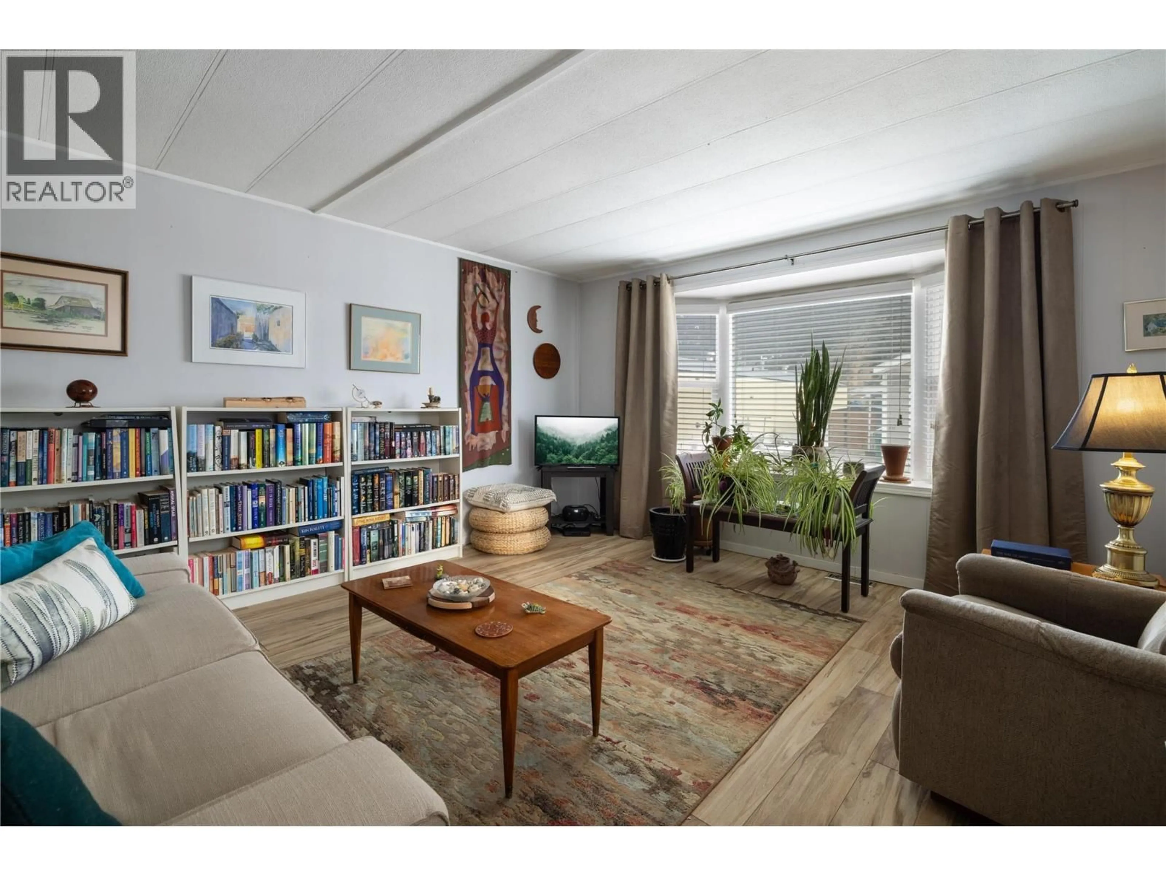 Living room with furniture, unknown for 31 - 2313 SHUSWAP AVENUE, Lumby British Columbia V0E2G0