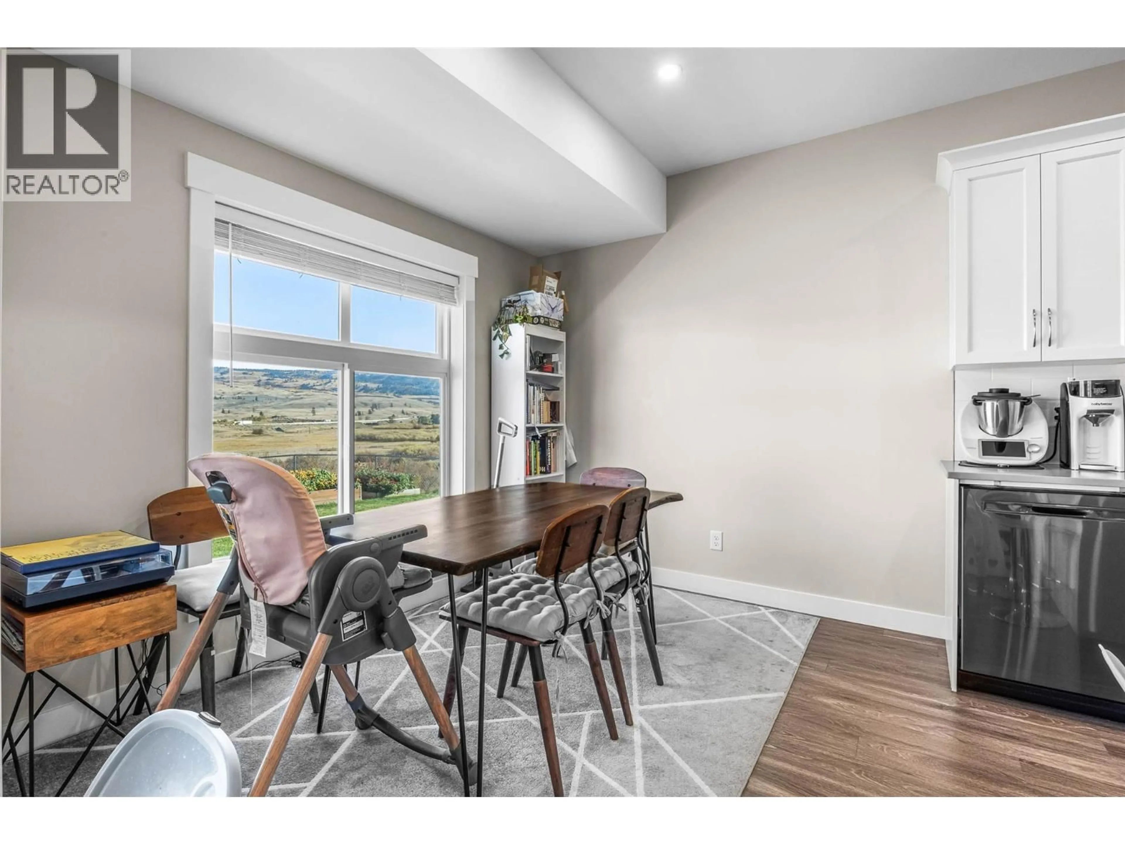 Dining room, unknown for 211 - 2514 SPRING BANK AVENUE, Merritt British Columbia V1K0B1