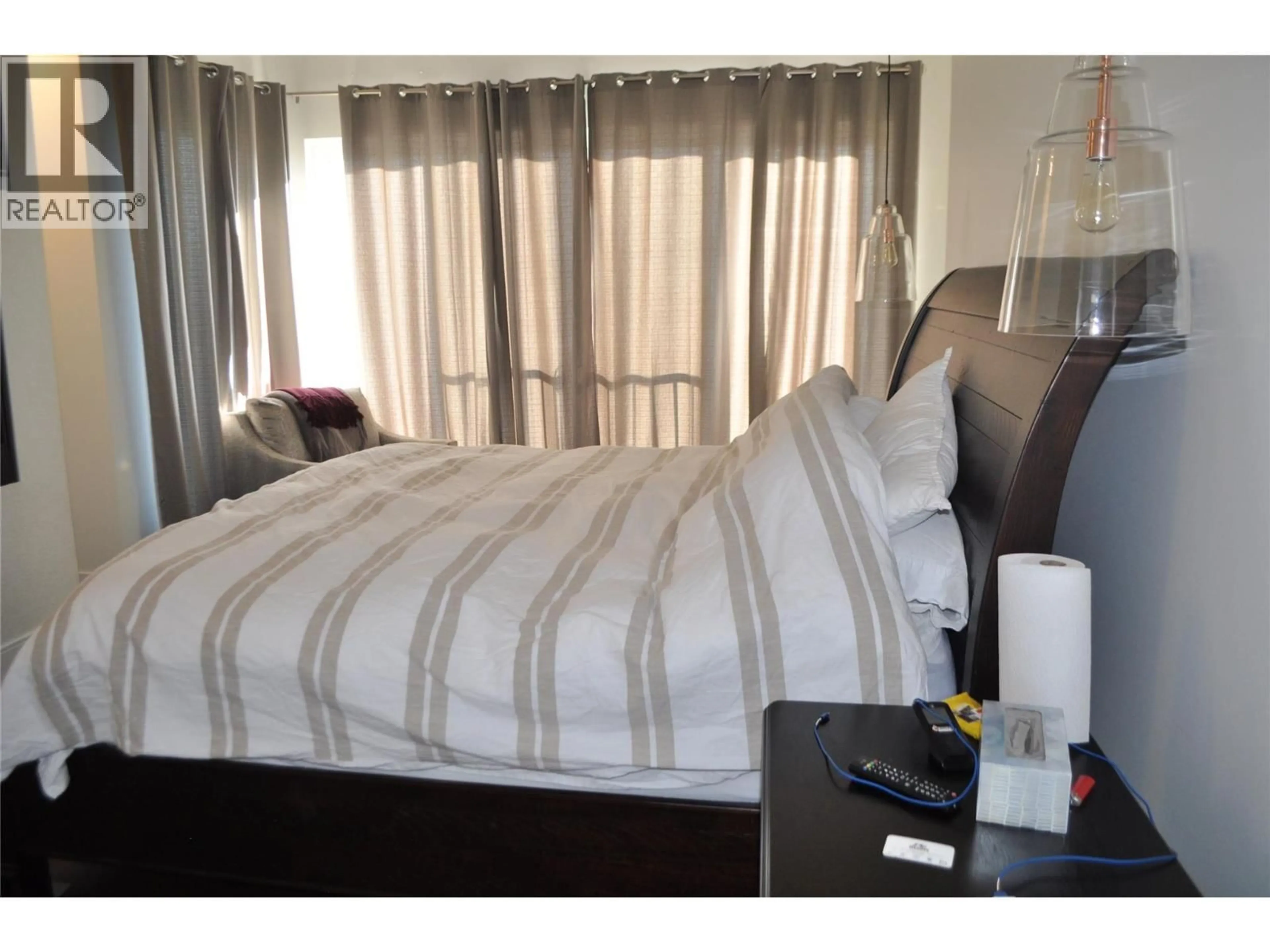 Bedroom with bed, unknown for 1843 DIAMOND VIEW DRIVE, West Kelowna British Columbia V1Z4B7