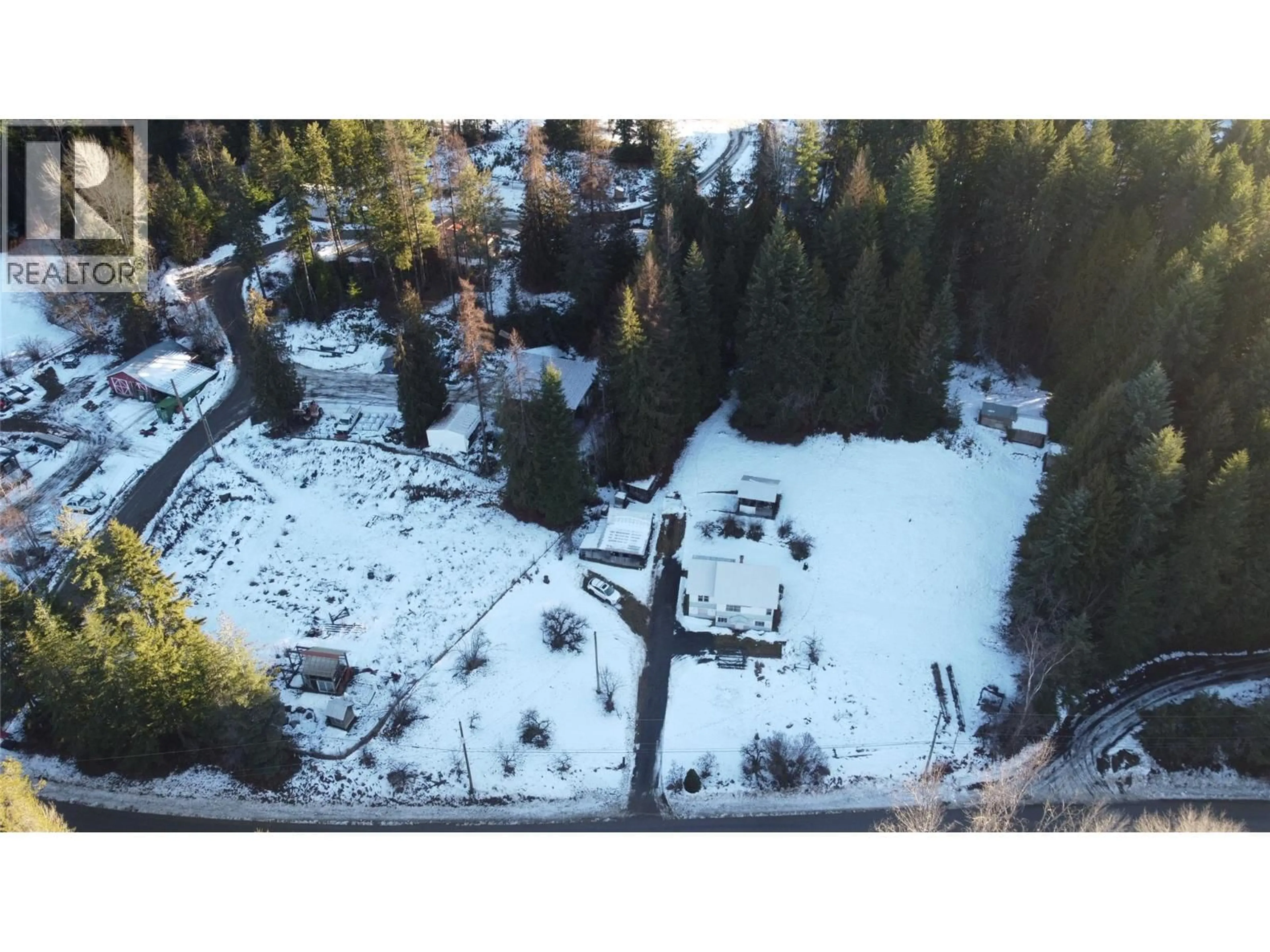 A pic from outside/outdoor area/front of a property/back of a property/a pic from drone, unknown for 4207 BLEWETT ROAD, Nelson British Columbia V1L6X2