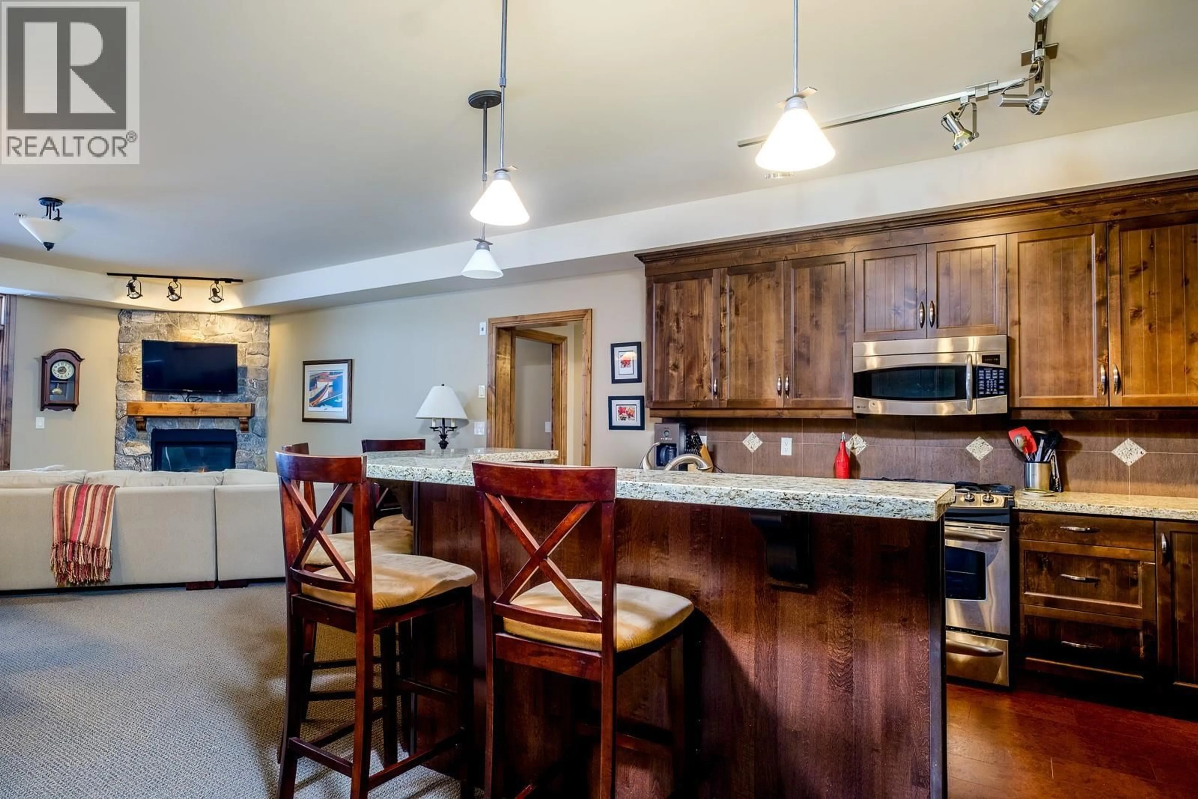 Open concept kitchen, unknown for 102 - 1000 TELEMARK ROAD, Rossland British Columbia V0G1Y0