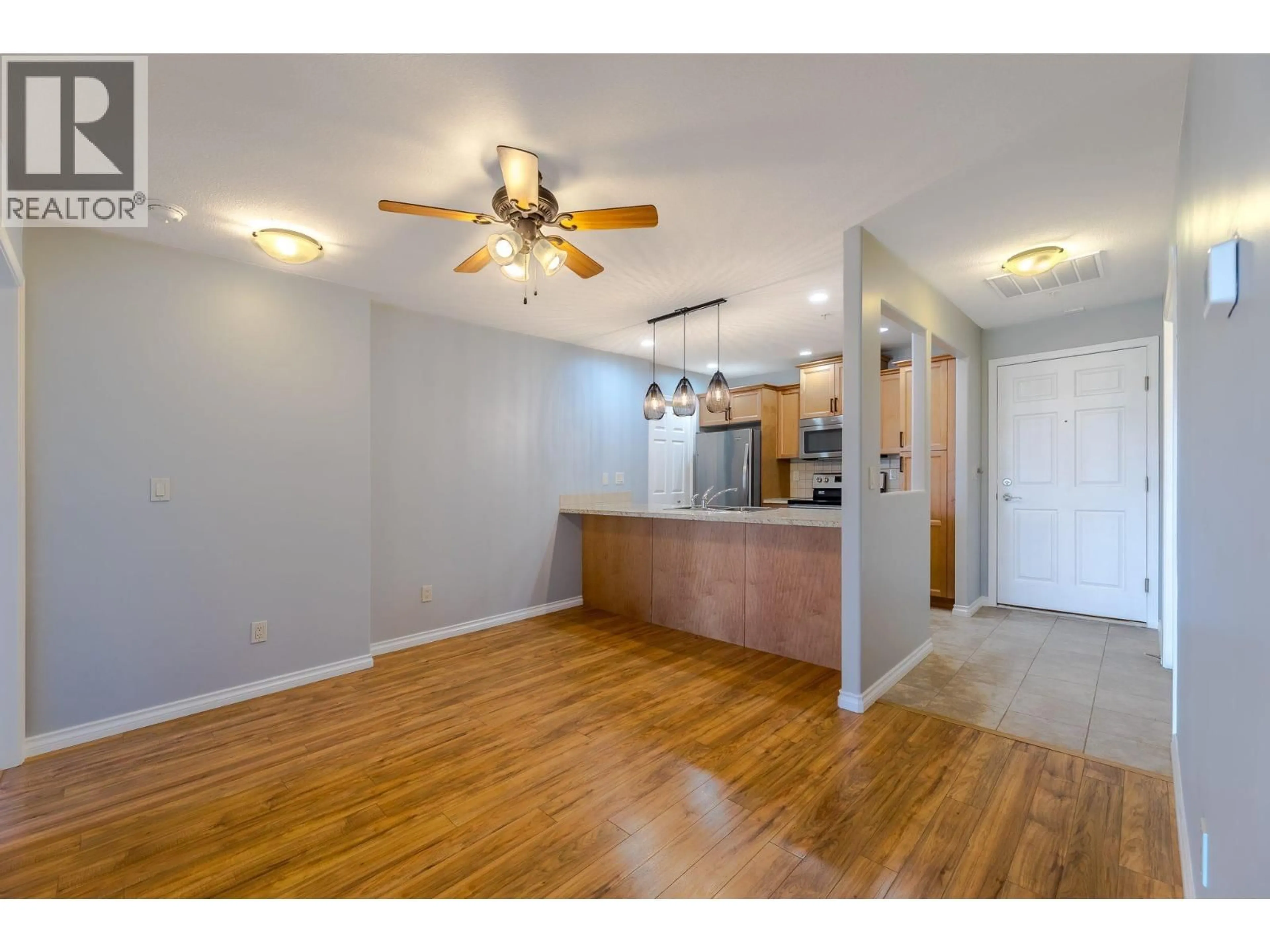 Unknown for 704 - 2125 ATKINSON STREET, Penticton British Columbia V2A9E6