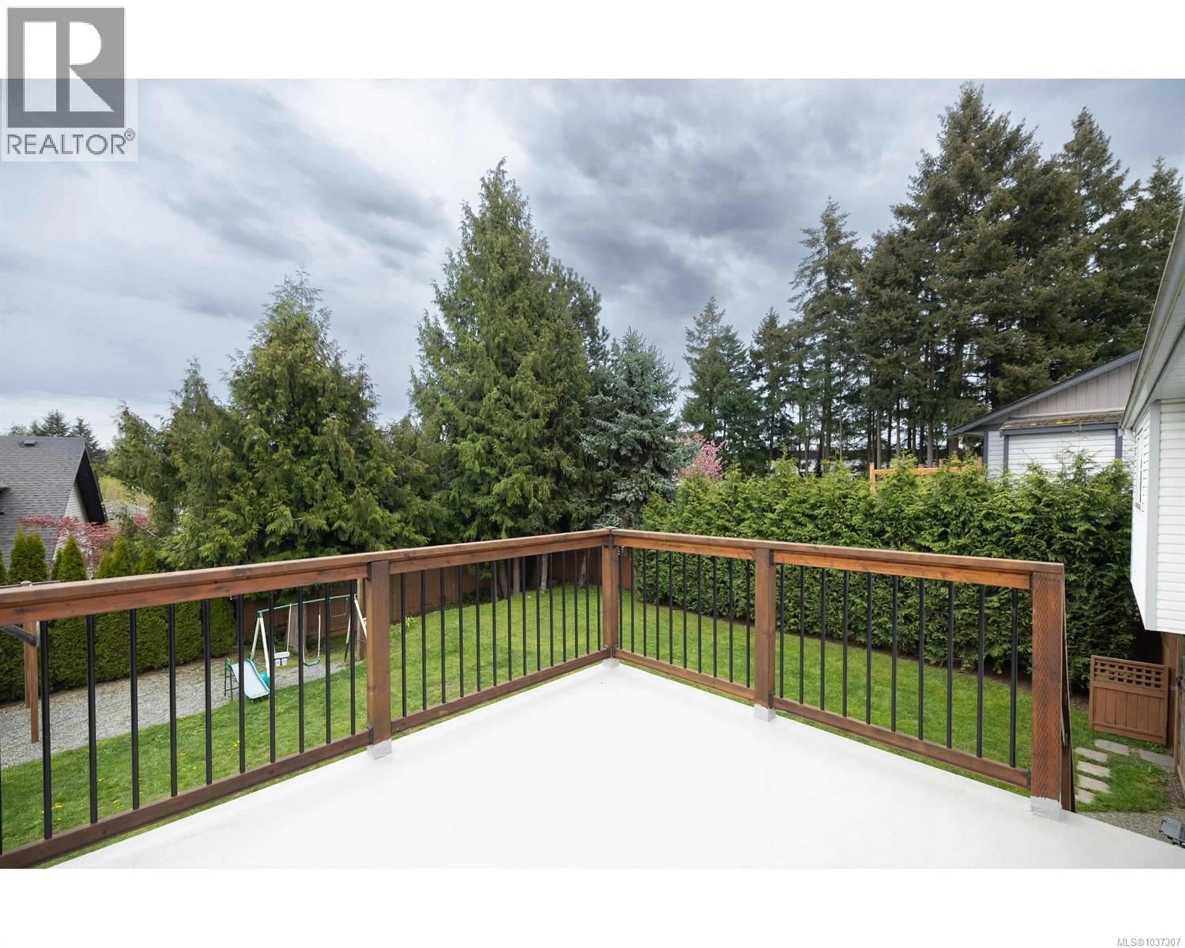 Patio, forest/trees view for 5202 KAITLYNS WAY, Nanaimo British Columbia V9T5W1