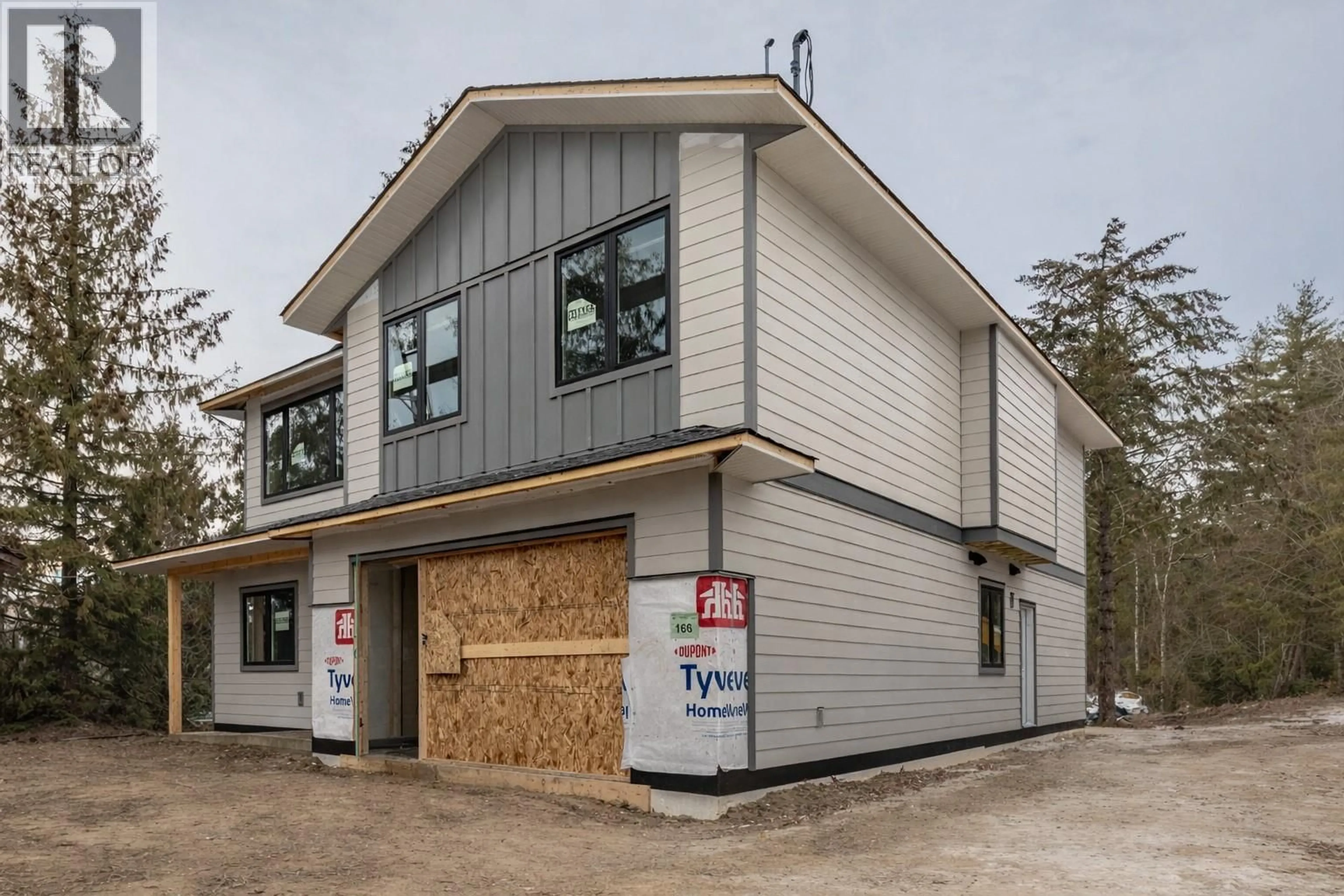 Home with vinyl exterior material, building for 166 2ND AVENUE, Grindrod British Columbia V1E3J4