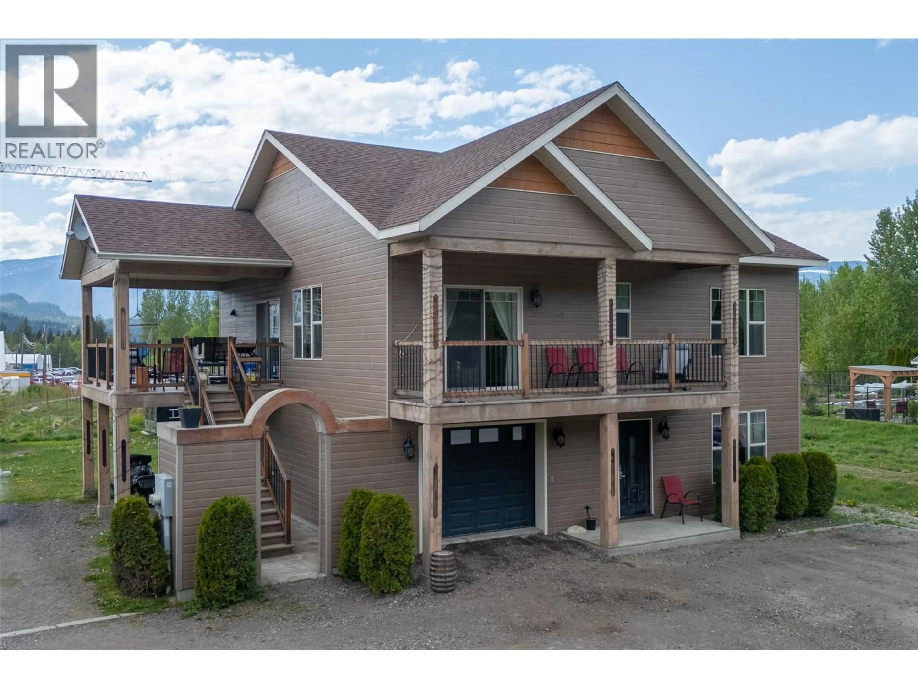 Unknown for 1905 HAY ROAD, Revelstoke British Columbia V0E2S1