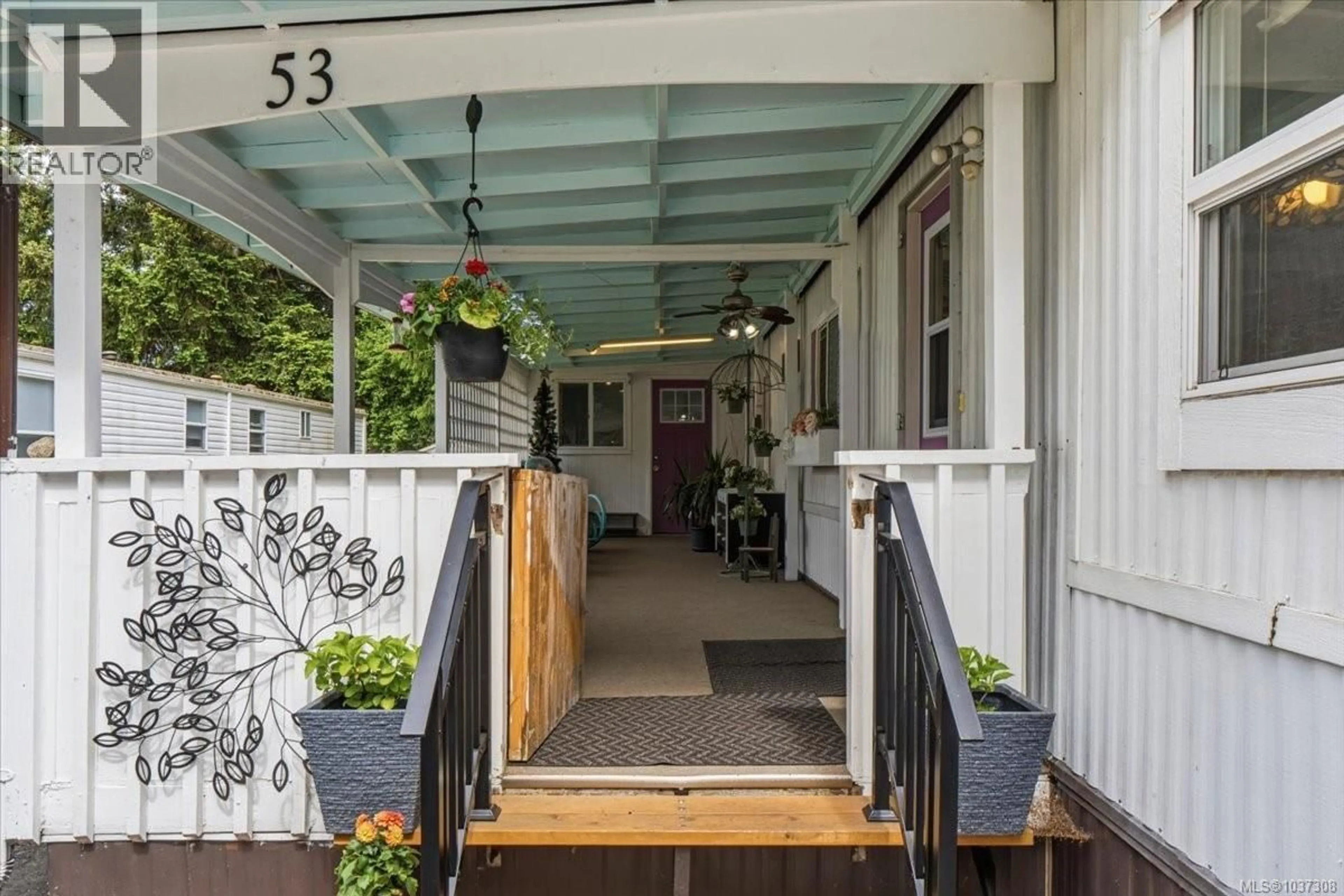 Patio, street for 53 - 1247 ARBUTUS ROAD, Parksville British Columbia V9P1R3