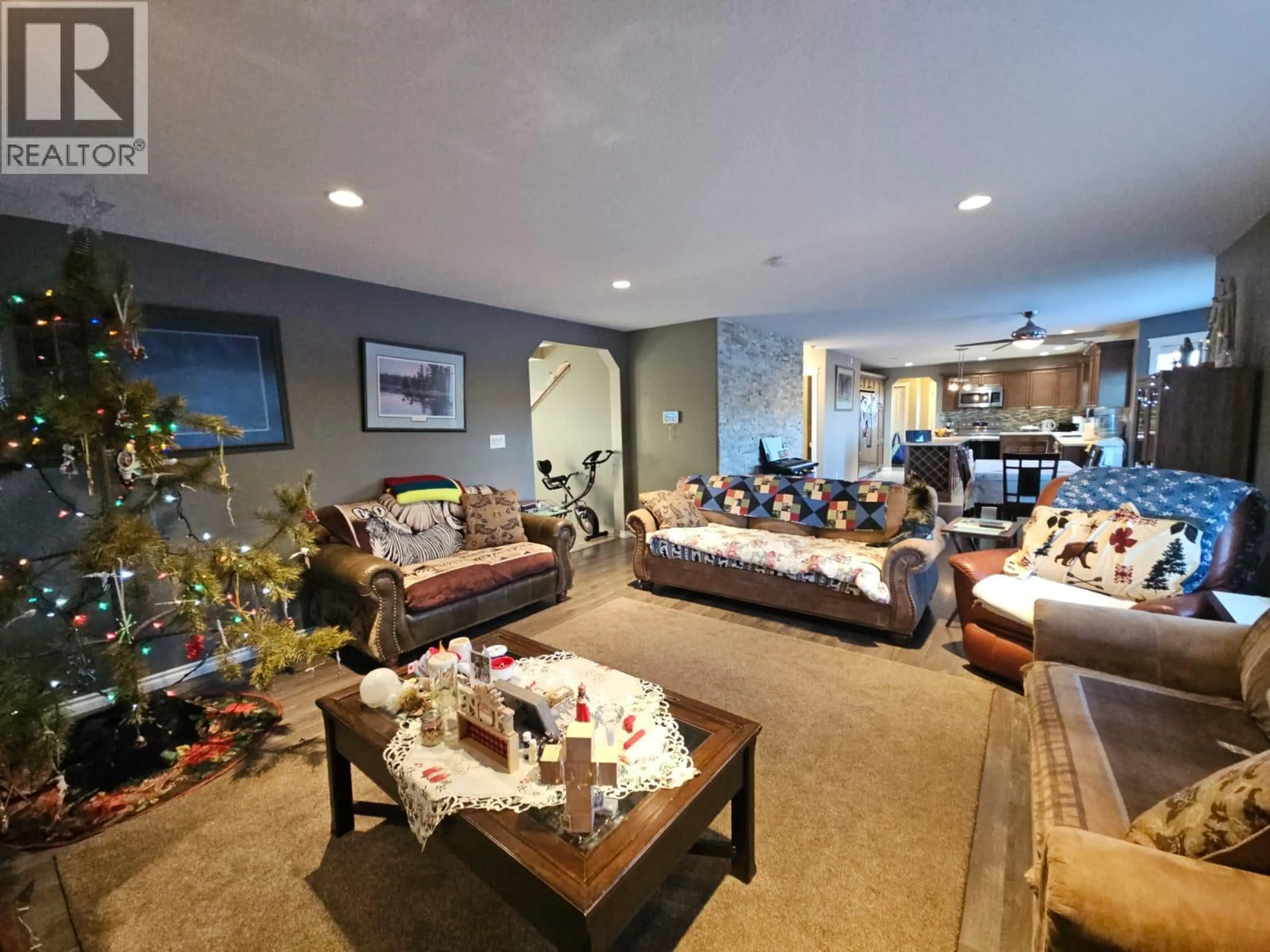 Living room with furniture, unknown for 4804 BISSETTE DRIVE, Pouce Coupe British Columbia V0C2C0