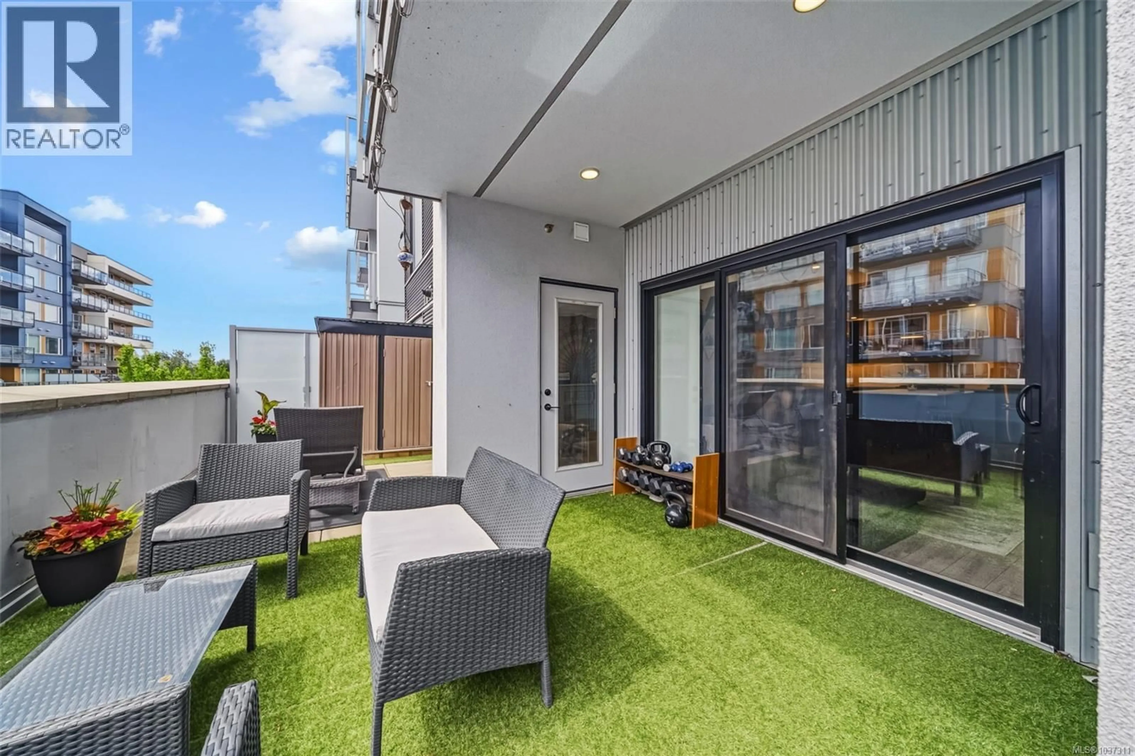 Patio, street for 206 - 950 WHIRLAWAY CRESCENT, Langford British Columbia V9B6W6