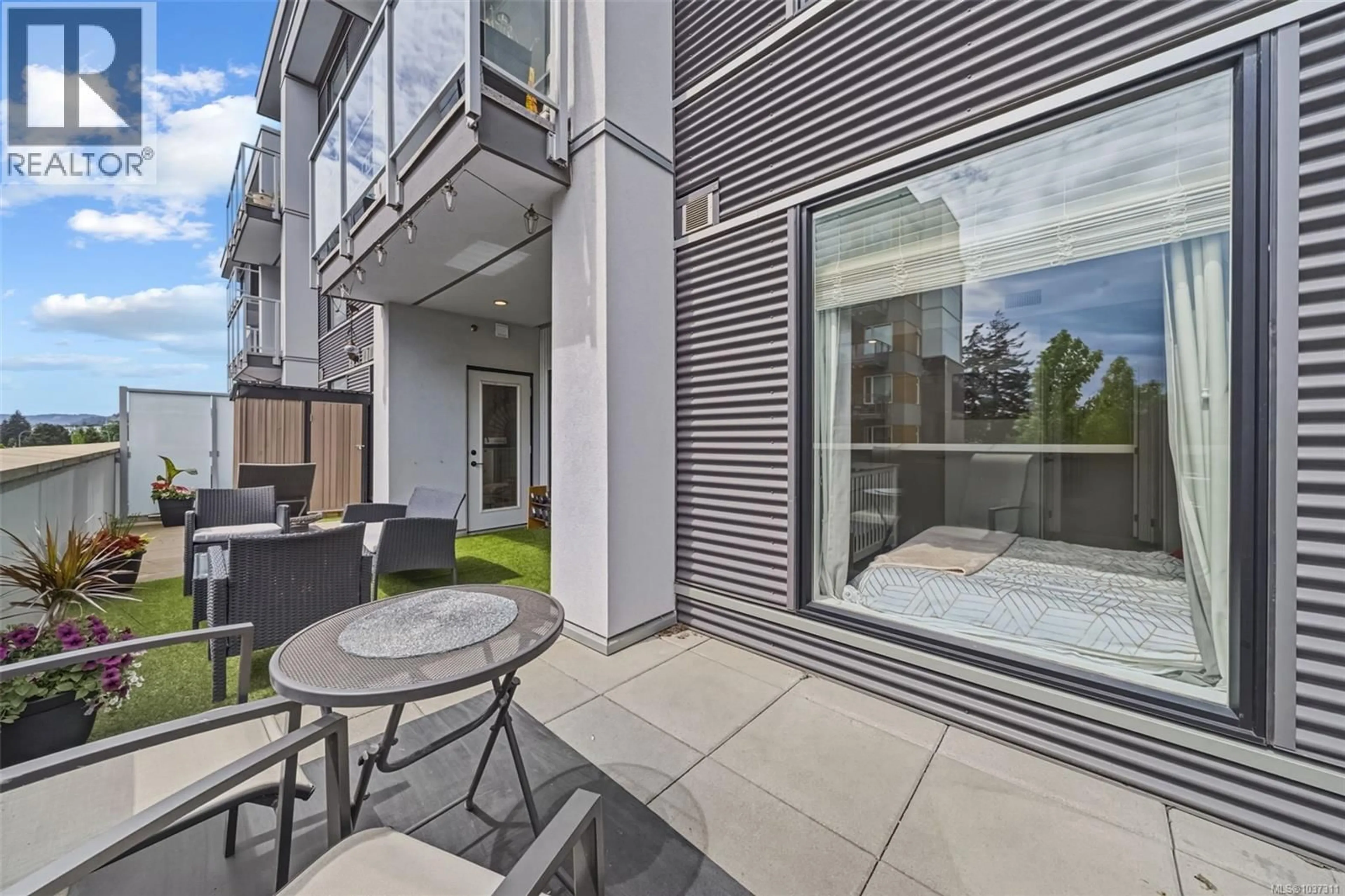 Patio, street for 206 - 950 WHIRLAWAY CRESCENT, Langford British Columbia V9B6W6