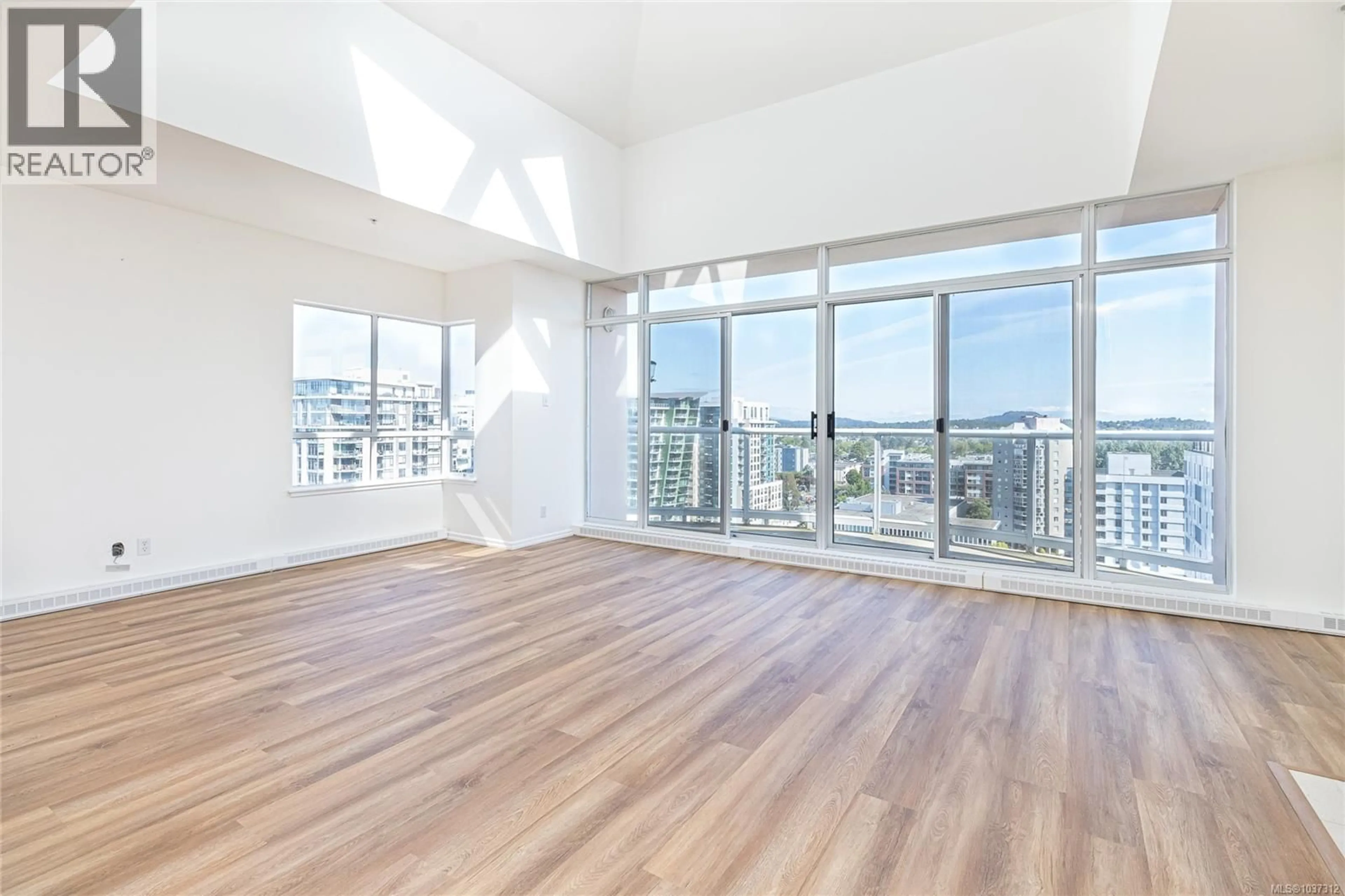 A pic of a room for 1702 - 1020 VIEW STREET, Victoria British Columbia V8V4Y4