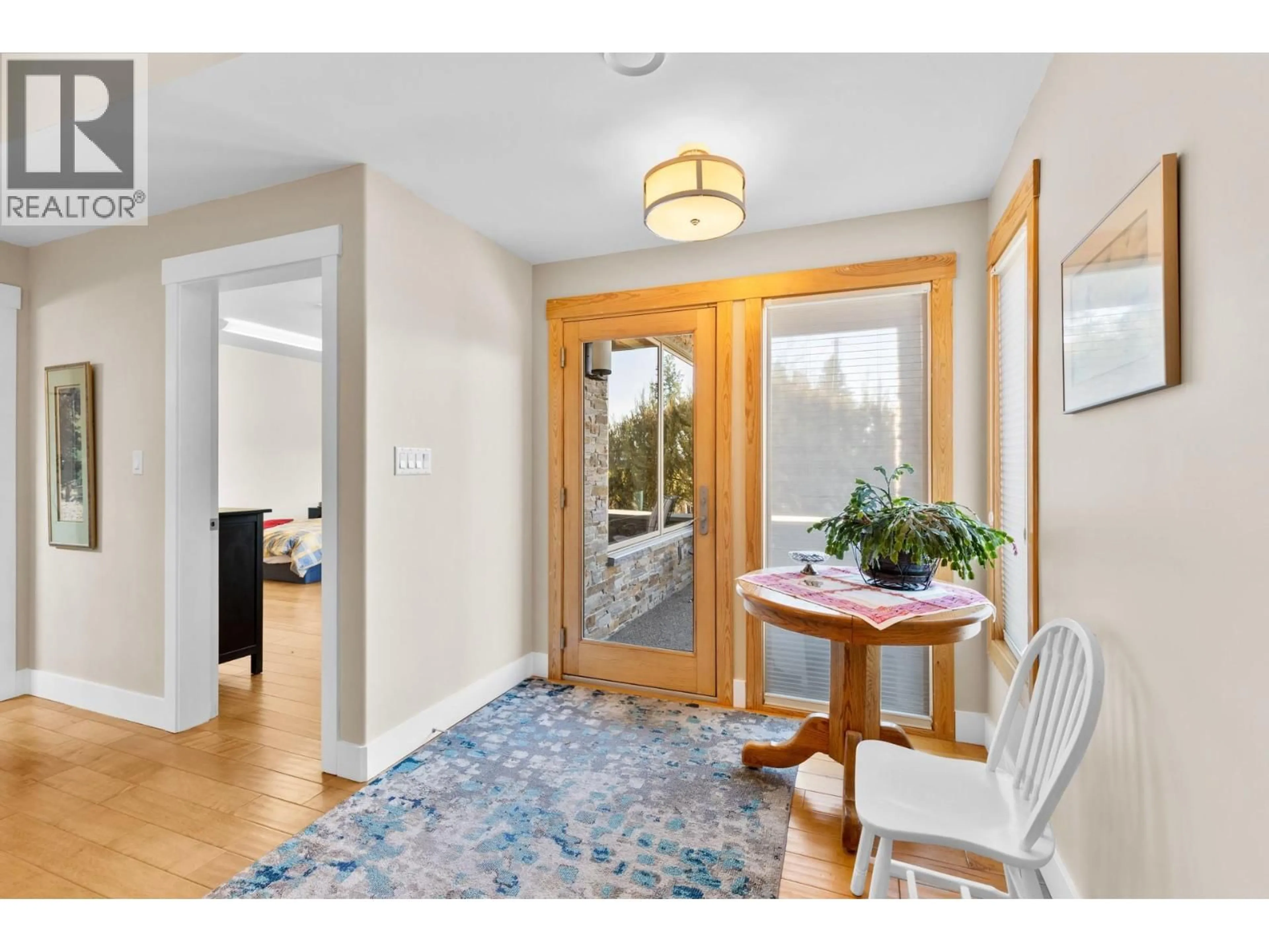 Indoor entryway for 10989 MADDOCK AVENUE, Lake Country British Columbia V4V2J6