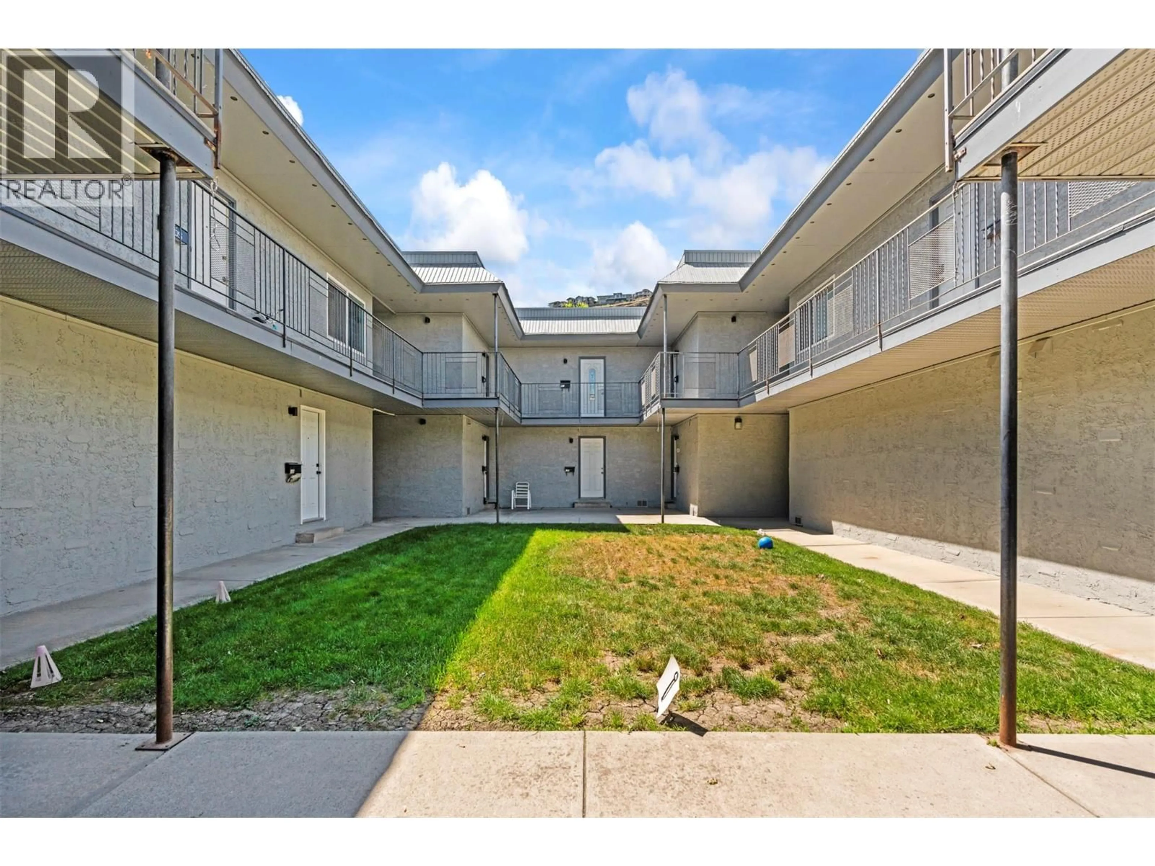 Patio, unknown for 103 - 4101 ALEXIS PARK DRIVE, Vernon British Columbia V1T6H2