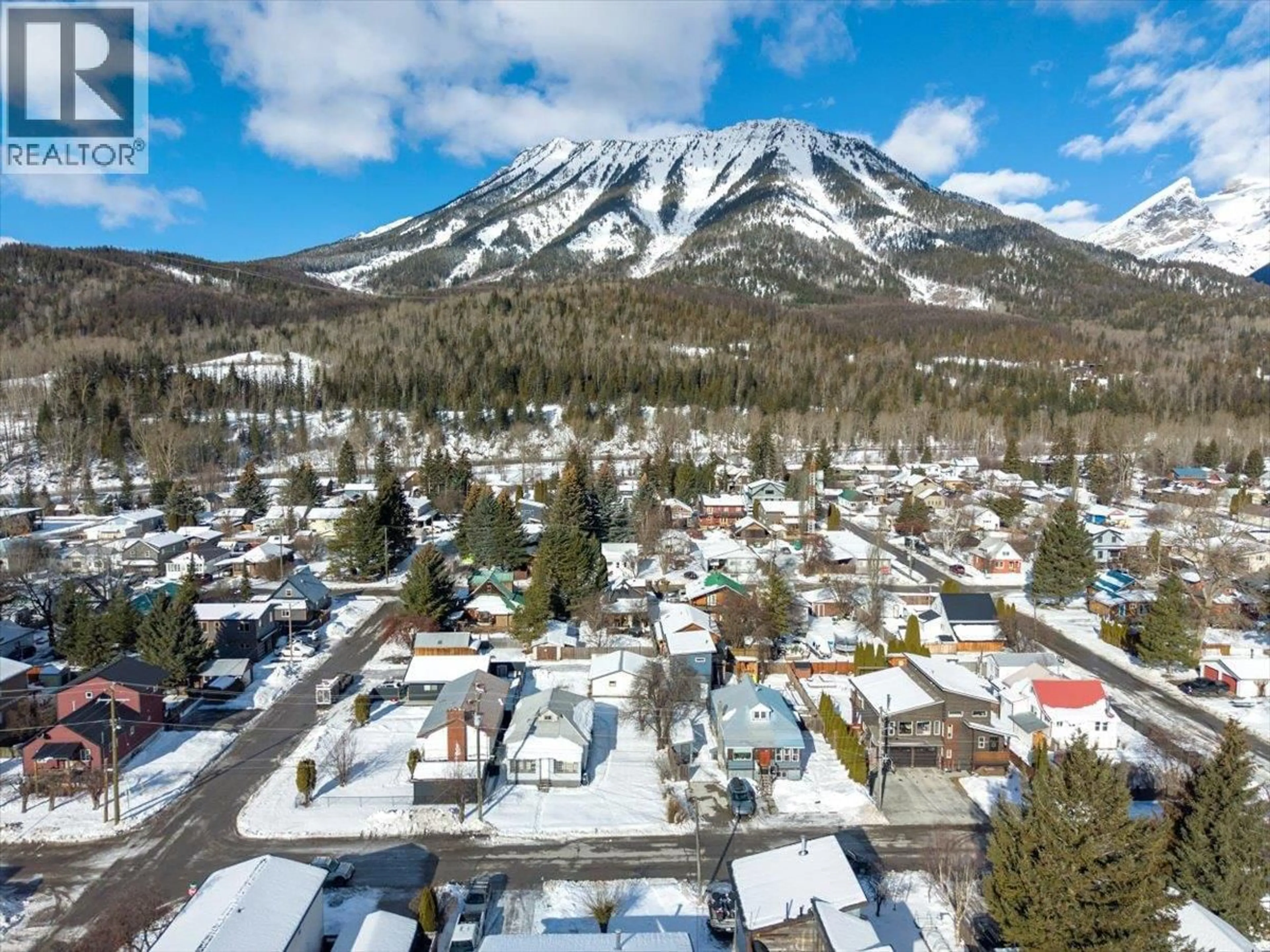 A pic from outside/outdoor area/front of a property/back of a property/a pic from drone, mountain view for 621 8TH AVENUE, Fernie British Columbia V0B1M0