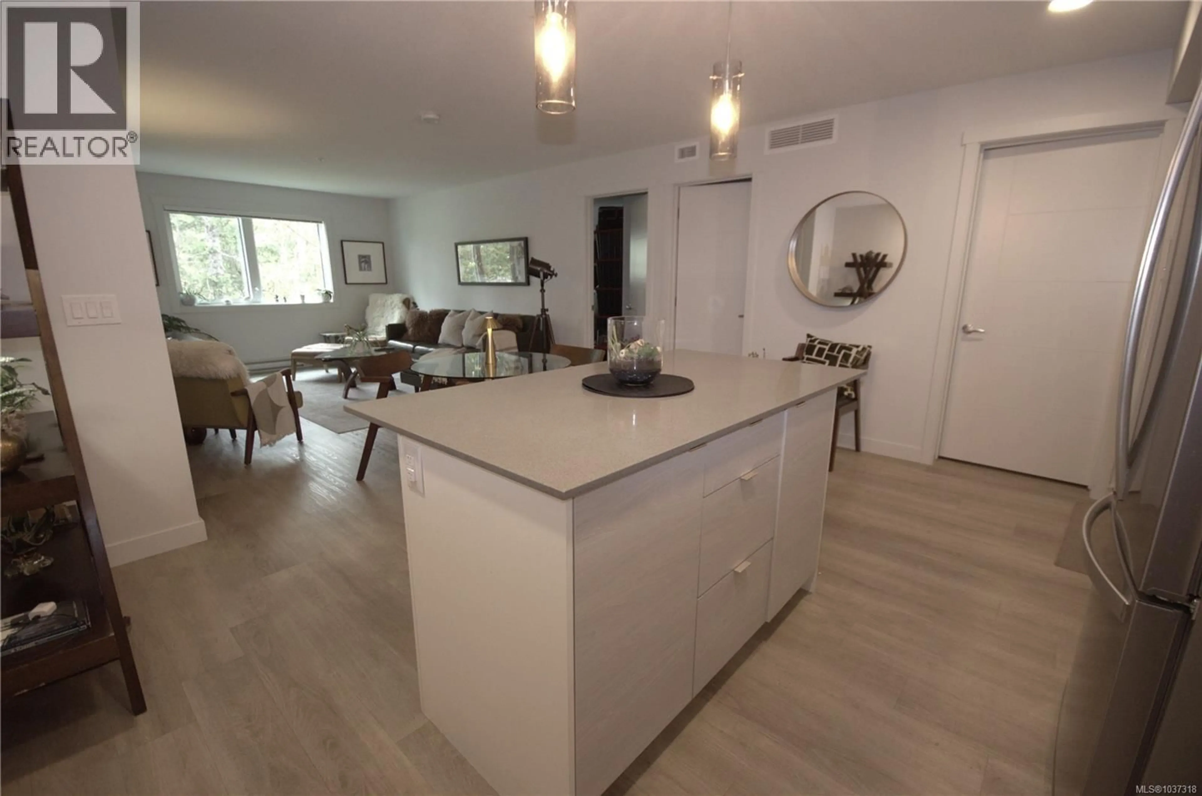 Open concept kitchen, unknown for 209 - 4820 CEDAR RIDGE PLACE, Nanaimo British Columbia V9T0M7
