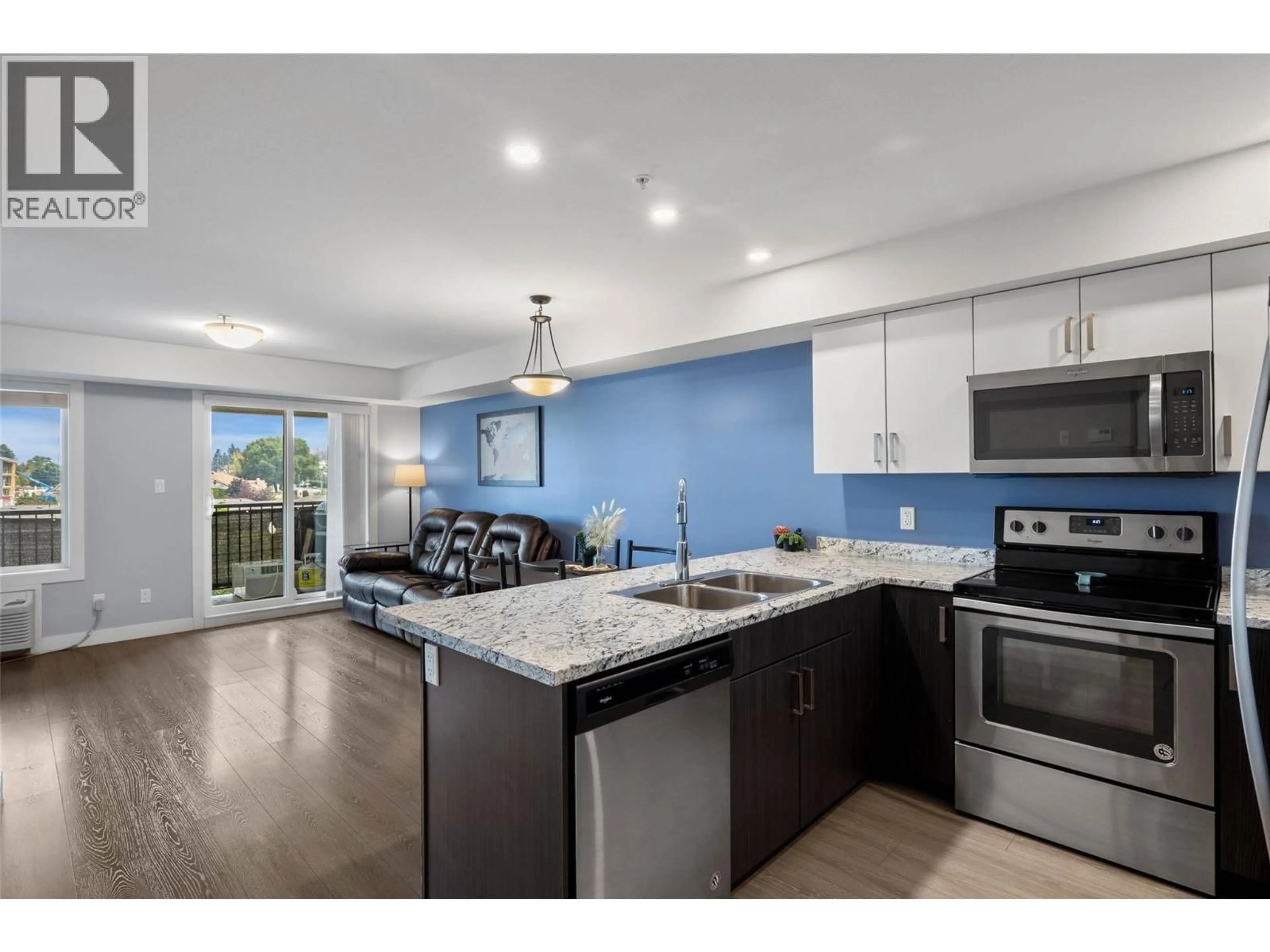 Open concept kitchen, ceramic/tile floor for 321 - 5170 DALLAS DRIVE, Kamloops British Columbia V2C0C7