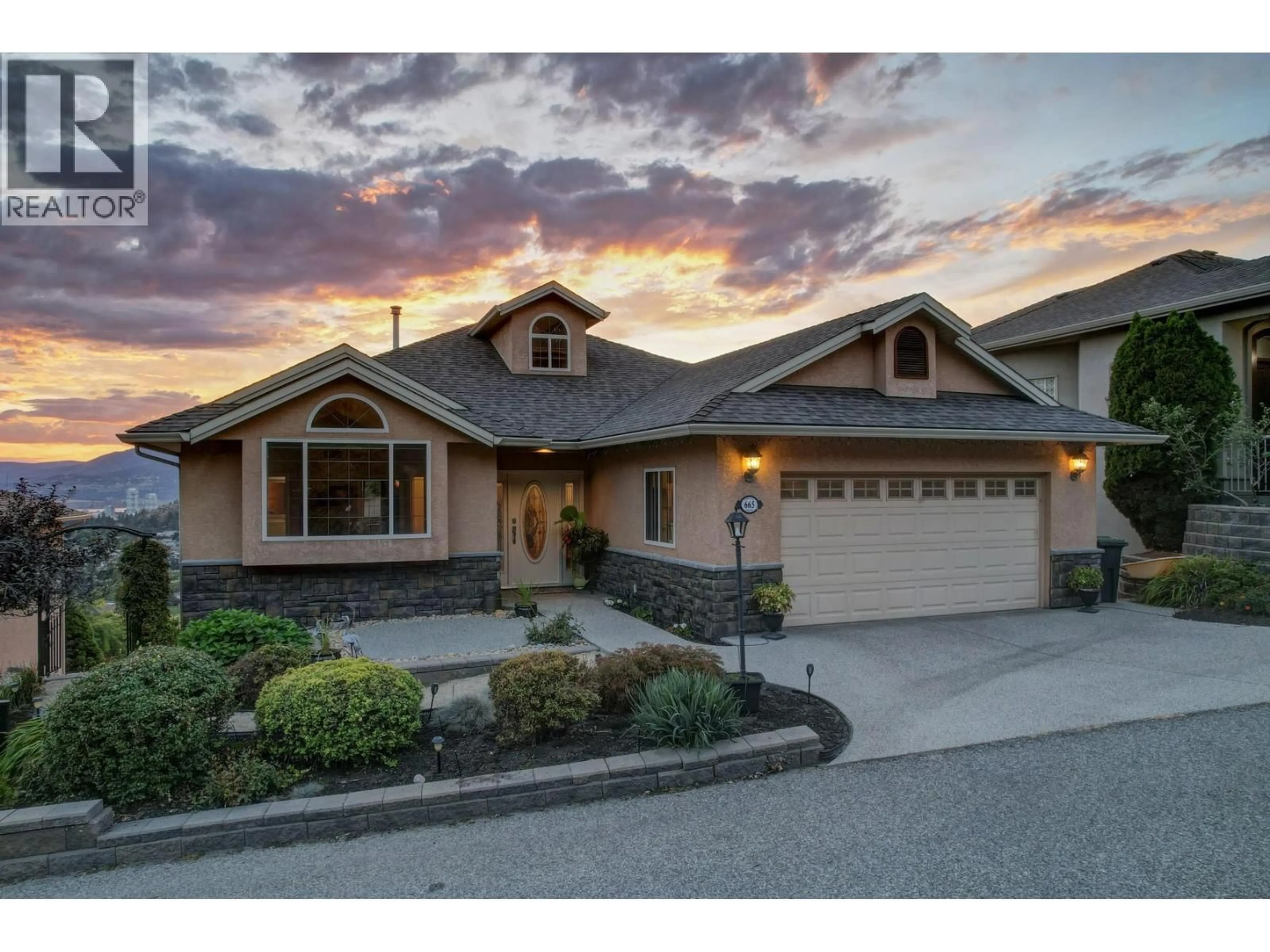 Home with vinyl exterior material, street for 665 DENALI DRIVE, Kelowna British Columbia V1V2P5