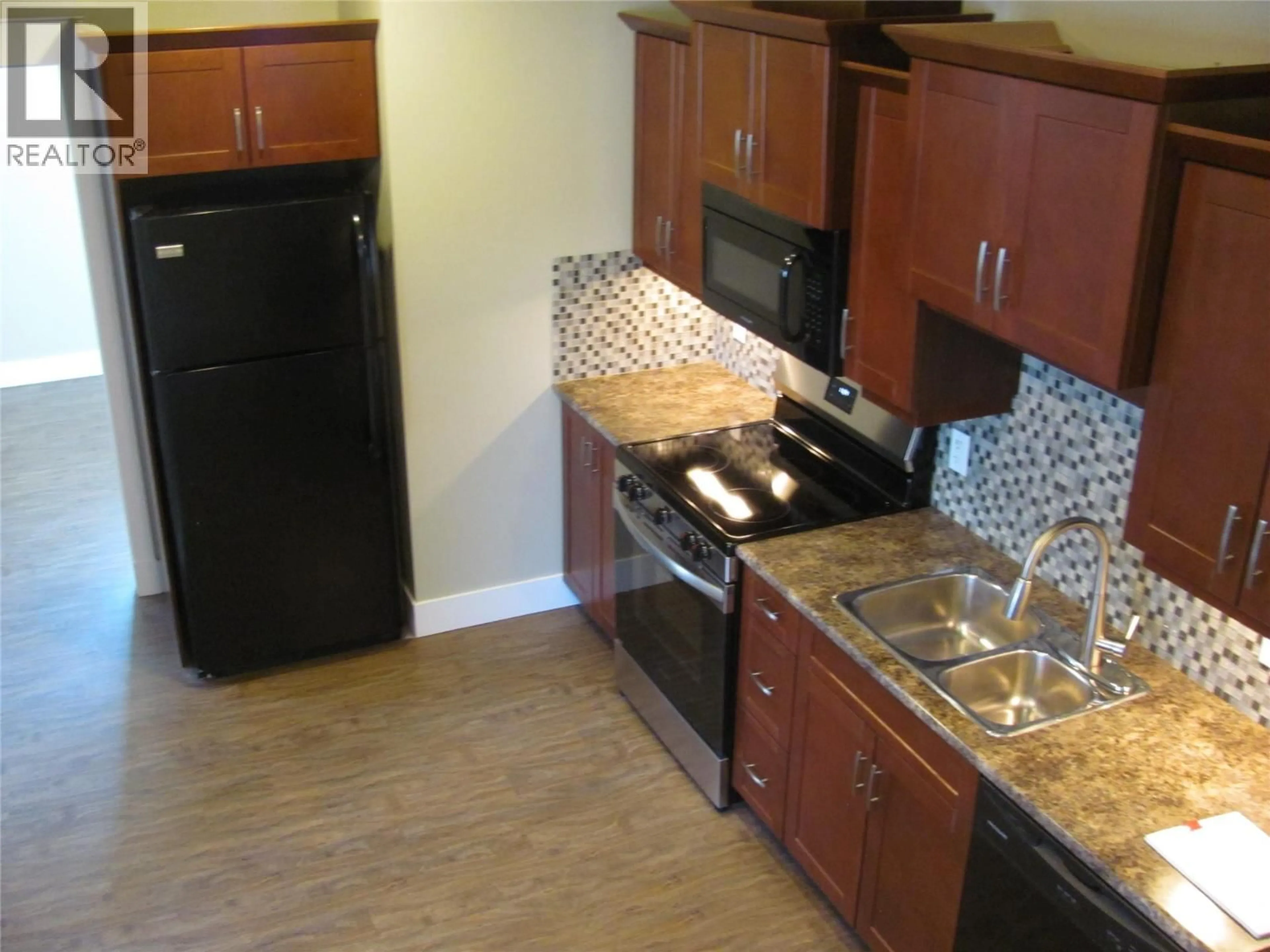 Standard kitchen, ceramic/tile floor for 7 - 3804 32 AVENUE, Vernon British Columbia V1T2N3
