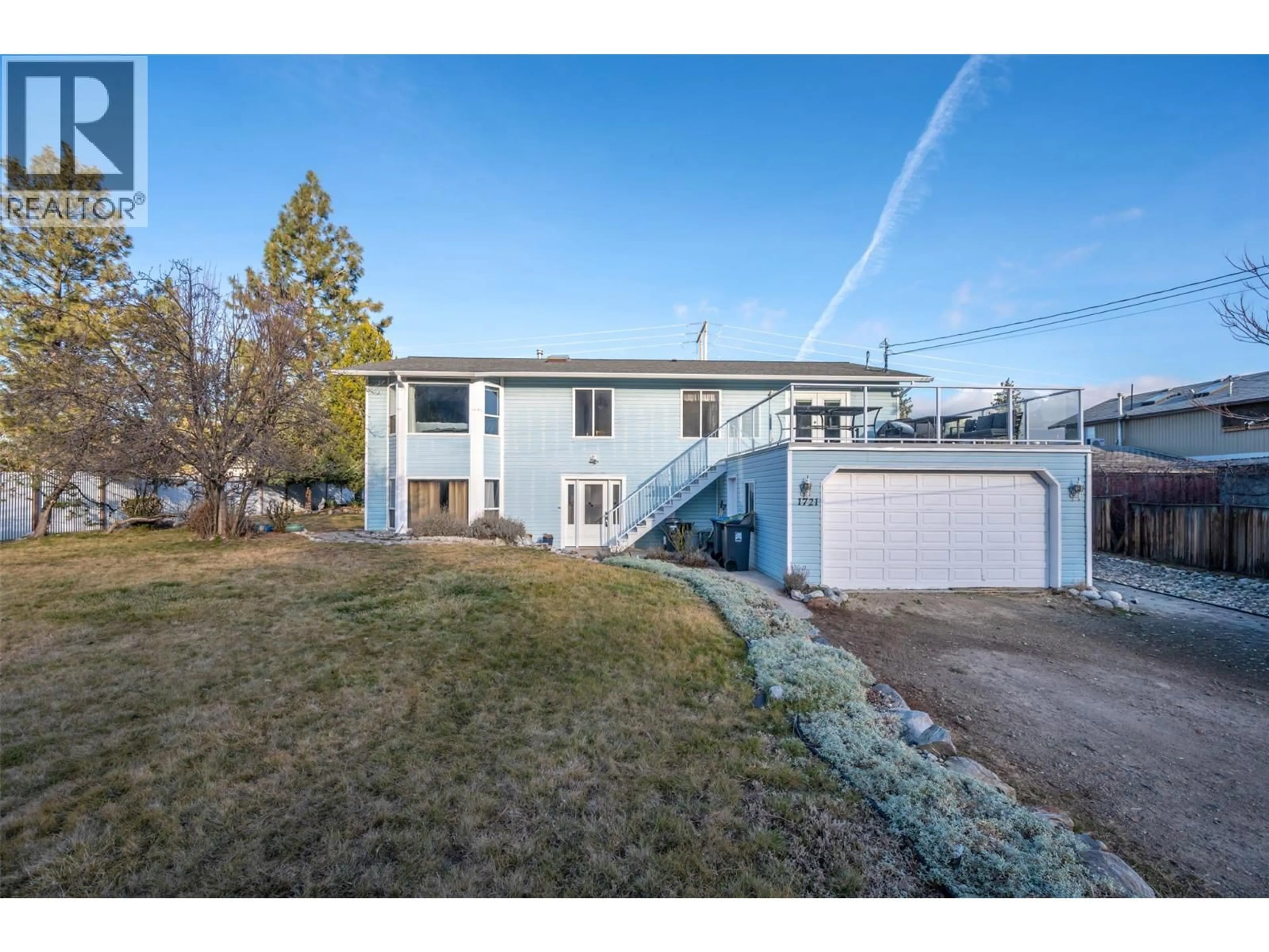 A pic from outside/outdoor area/front of a property/back of a property/a pic from drone, street for 1721 WALLIS ROAD, Okanagan Falls British Columbia V0H1R2