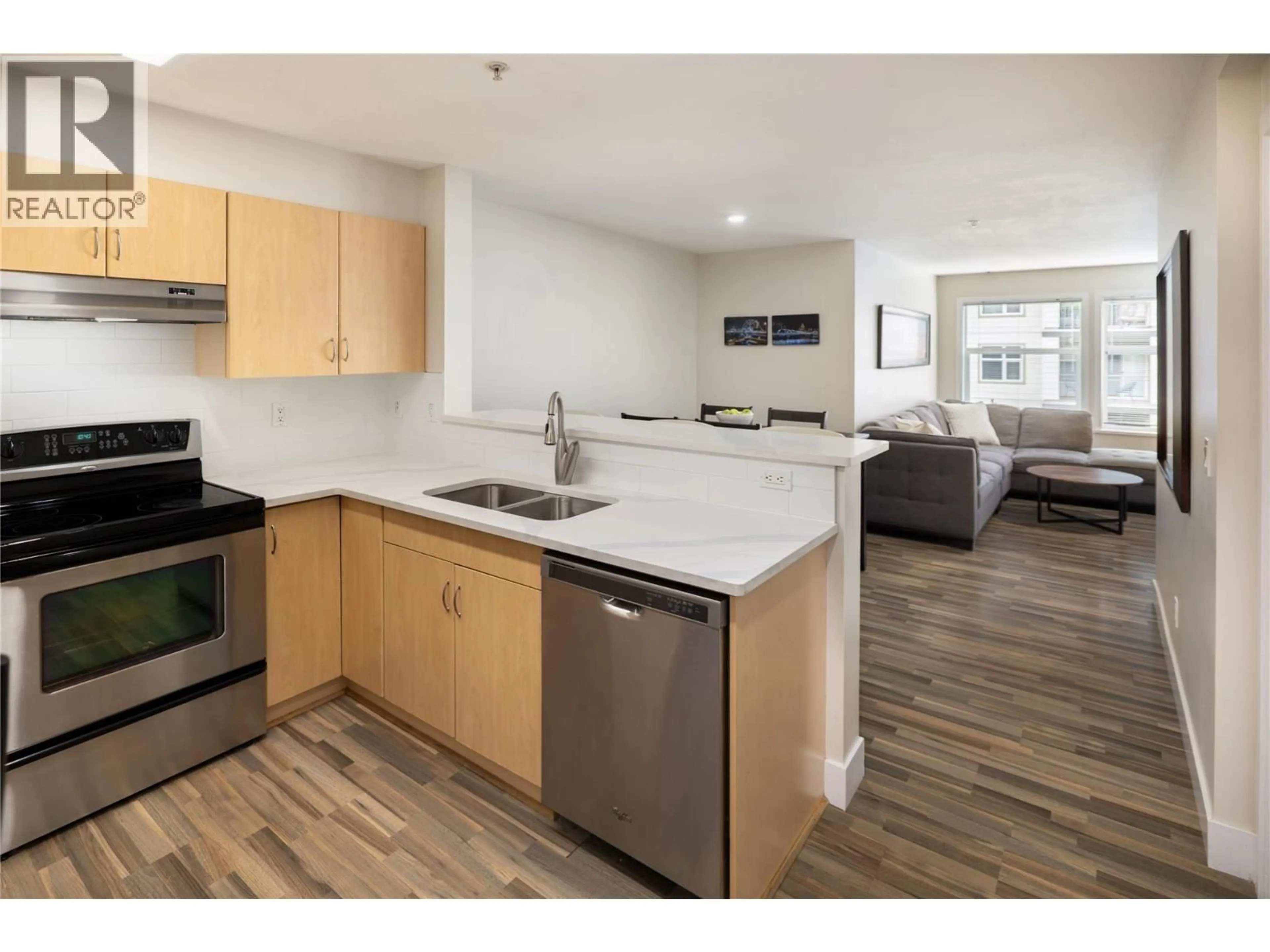 Standard kitchen, wood/laminate floor for 205 - 563 YATES ROAD, Kelowna British Columbia V1V2V3