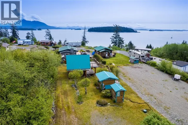1082 SIXTH AVENUE, Ucluelet 2